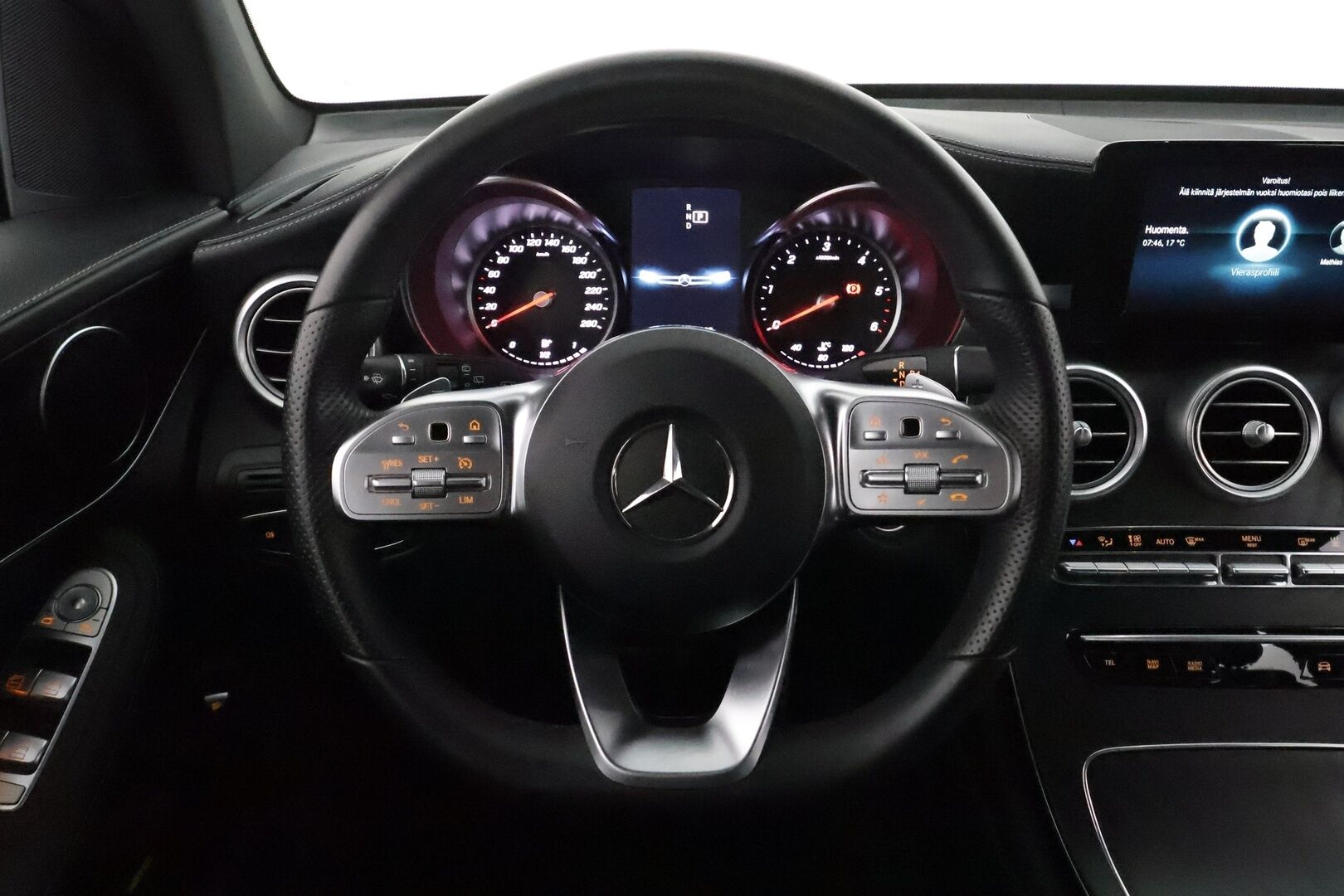 MERCEDES-BENZ GLC 2020 200 d 4MATIC A Business AMG **Webasto / Vakkari / LED / P.kamera / Sporttipenkit / Nahka-Alcantara / Apple&Android**