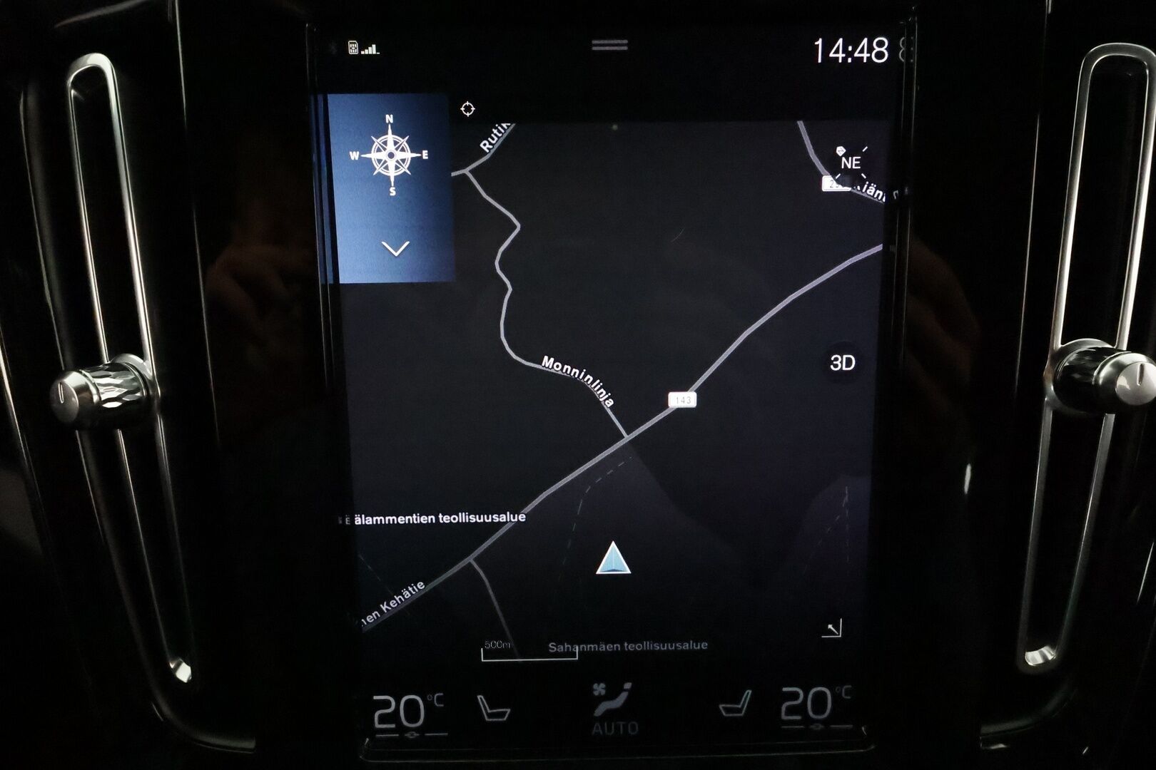 Volvo XC40 2019 D4 AWD Geartronic R-Design **Adapt.vakkari / P.kamera / Full LED / Koukku / Navi / Muistipenkki** - Webasto / Sähköpenkit / Mustat nahat / Digimittaristo / BLIS / Merkkihuollettu