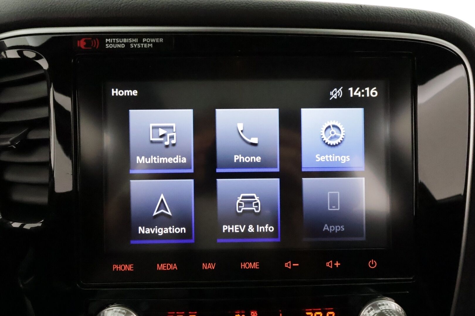 MITSUBISHI OUTLANDER PHEV 2020 S-Edition 4WD 5P **Adapt.vakkari / P.kamera / Kattoluukku / Sähköpenkki / Timanttinahat / LED / Navi** - Kahdet renkaat aluvanteilla / Ratin lämmitin / Tuulilasin lämmitin / KeylessGo