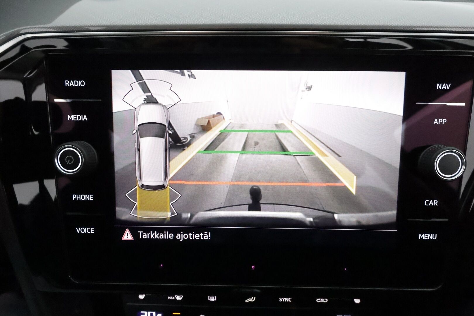VOLKSWAGEN PASSAT 2022 Variant GTE Plug-In Hybrid 160 kW DSG **Webasto / Koukku / Adapt.Vakkari / Matrix-LED / P.kamera / Navi / Kaistavahti** - Kahdet Renkaat / Merkkihuollettu / Adapt.Vakkari / Webasto / Koukku / Matrix-LED / Kaistavahti / KeyLessGo / ALV-vähennyskelpoinen 