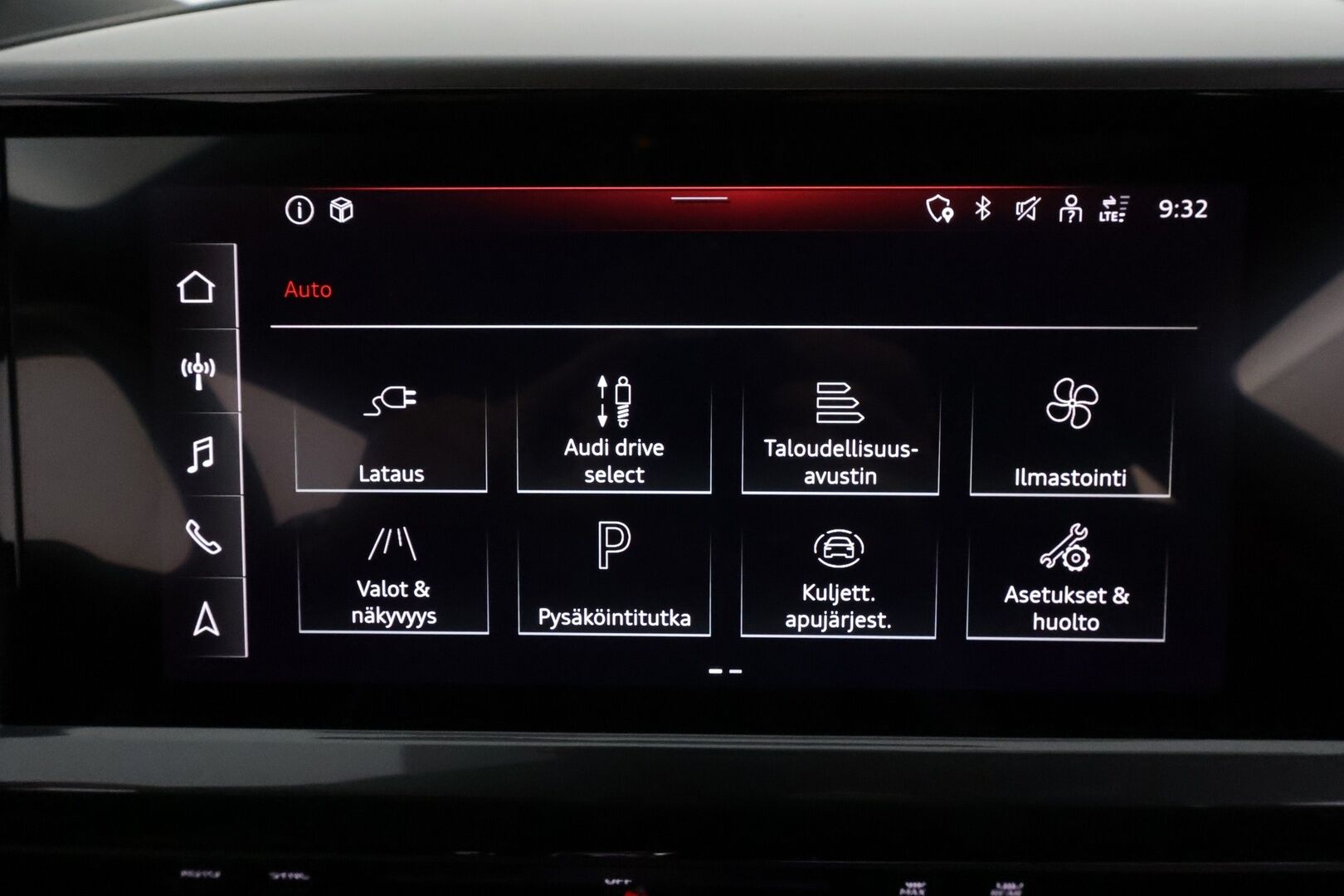 AUDI Q4 E-TRON 2022 50 e-tron quattro Sportback S-Line **Adapt.vakkari / SONOS / HUD / Muistipenkki / P.kamera / Matrix LED** - 3,99 % KORKOTARJOUS TÄHÄN AUTOON 31.8. ASTI! - KeylessGo / Sportti sähköpenkit / Digimittaristo / Navi / Puolinahat / Lämpöpumppu / Ratin lämmitin 