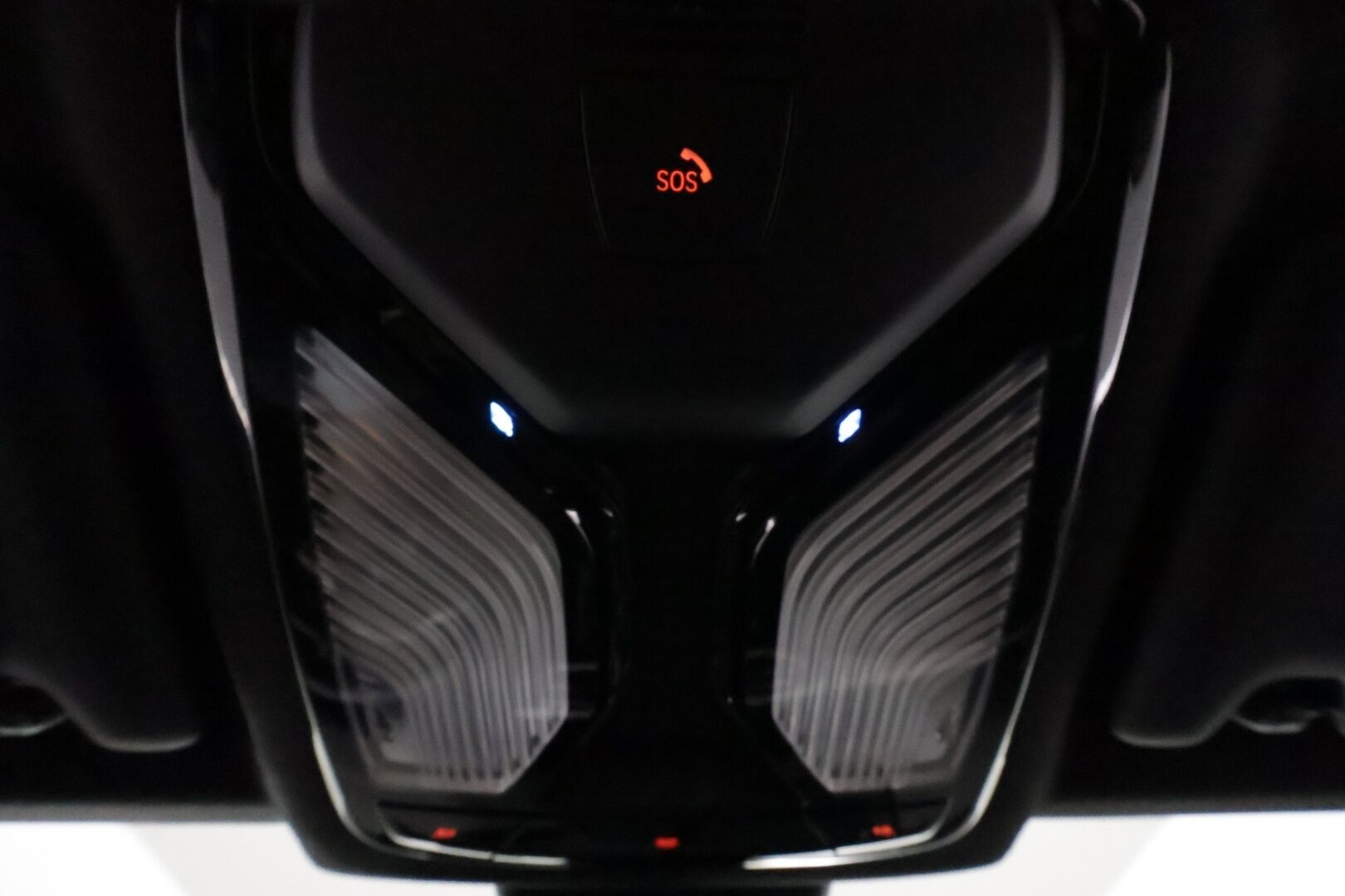 BMW 330 2022 G21 Touring 330e xDrive A M Sport **Adapt.vakkari / P.kamera / Sporttipenkit / LED / Navi** - Kahdet renkaat aluvanteilla / Merkkihuollettu / Nahka-Alcantara / Ratin lämmitin - HULLU BLACKWEEK KORKOTARJOUS 2,49%