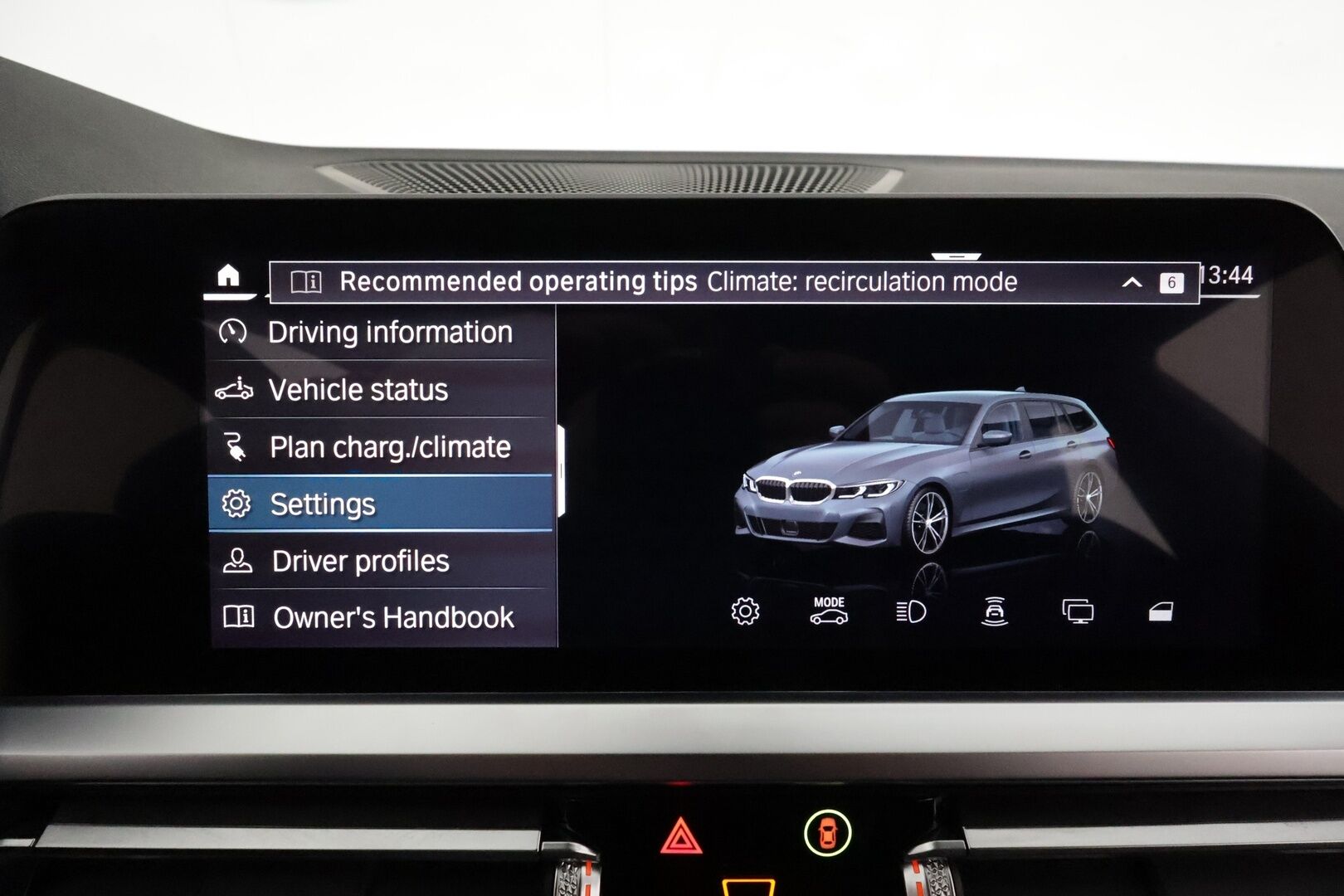 BMW 330 2022 G21 Touring 330e xDrive A M Sport **Adapt.vakkari / P.kamera / Sporttipenkit / LED / Navi** - Kahdet renkaat aluvanteilla / Merkkihuollettu / Nahka-Alcantara / Ratin lämmitin - HULLU BLACKWEEK KORKOTARJOUS 2,49%