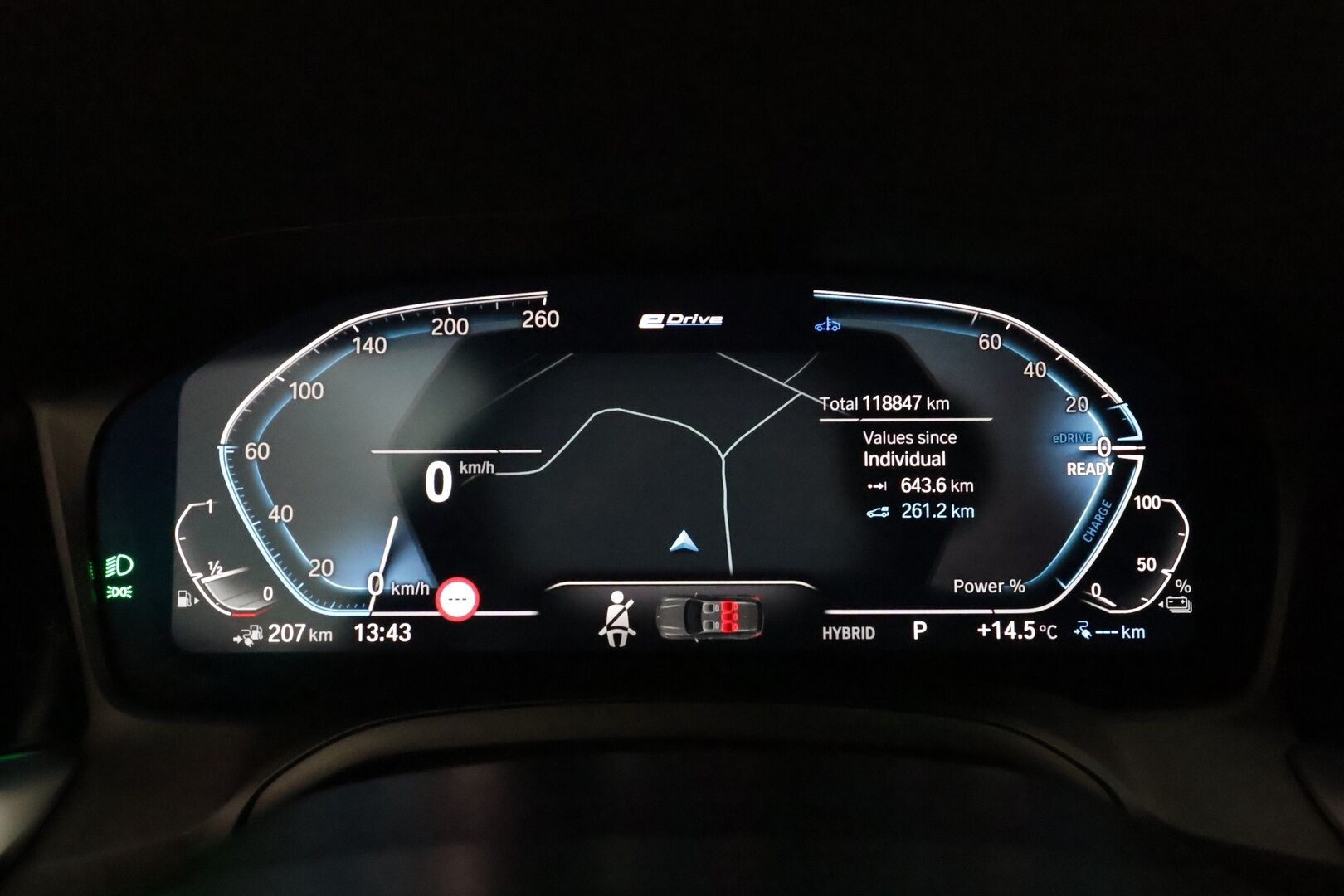 BMW 330 2022 G21 Touring 330e xDrive A M Sport ** ACC / P.kamera / Sporttipenkit / LED / Navi** - Juuri tullut! / Merkkihuollettu / Nahka-Alcantara / Ratin lämmitin