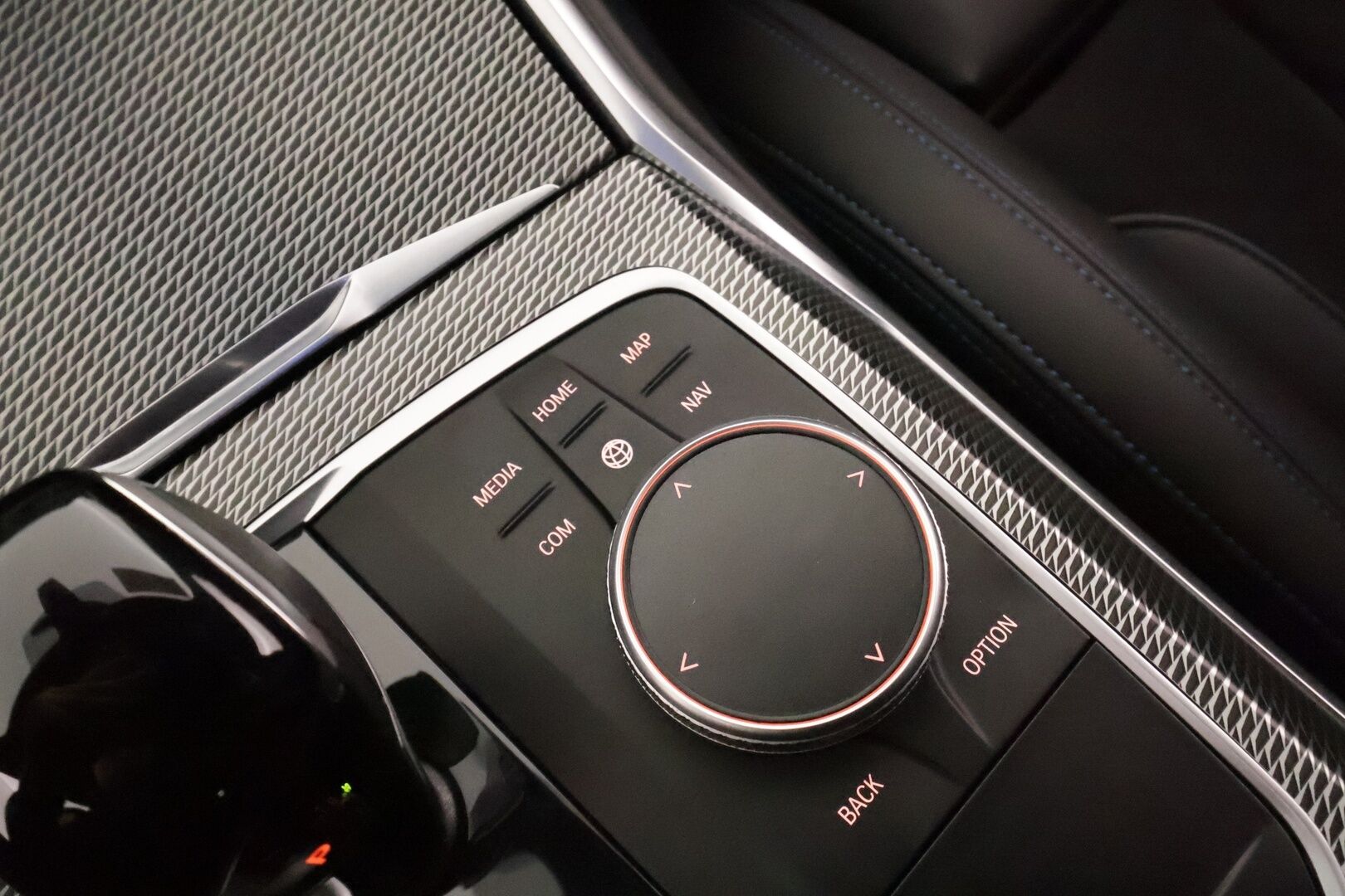 BMW 330 2022 G21 Touring 330e xDrive A M Sport **ACC / HiFi / LED-valot / P.Tutkat / Sporttipenkit / Digimittaristo / Kaistavahti** - Merkkihuollettu! - HULLU BLACKWEEK KORKOTARJOUS 2,49%