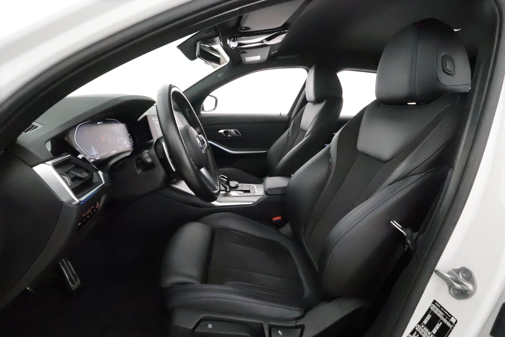 BMW 330 2022 G21 Touring 330e xDrive A M Sport **ACC / HiFi / LED-valot / P.Tutkat / Sporttipenkit / Digimittaristo / Kaistavahti** - Merkkihuollettu! - HULLU BLACKWEEK KORKOTARJOUS 2,49%