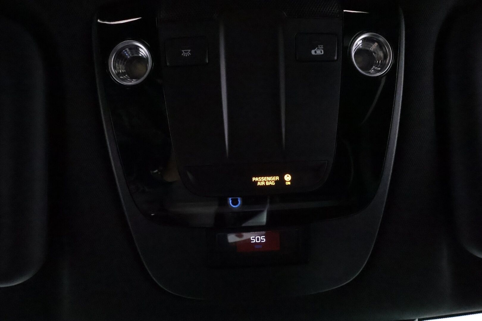 KIA EV6 2022 77,4kWh 325hv AWD GT-Line **ACC / HUD / 360° / Muistipenkki / Widescreen / Koukku / LED / Navi / Meridian / ILP** - Sähköpenkit / Ilmastoidut penkit / Merkkihuollettu / Kahdet renkaat aluvanteilla
