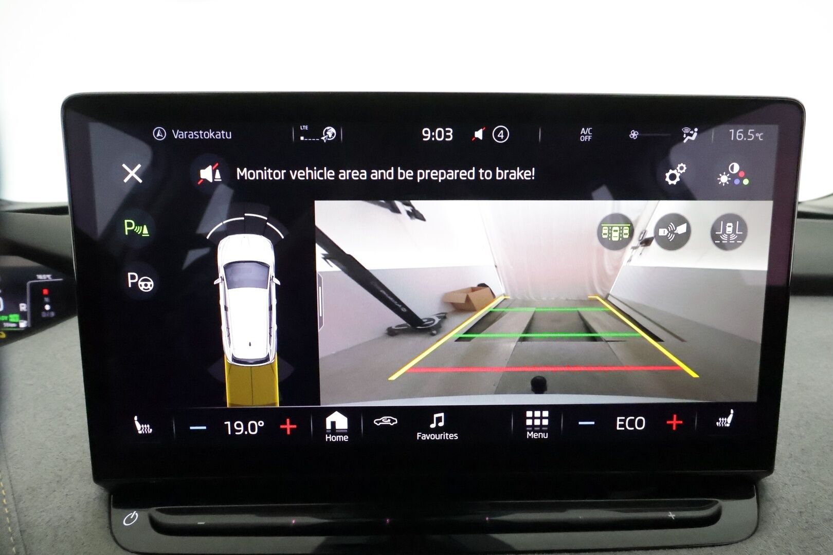 SKODA ENYAQ 2022 82kWh iV80 4X4 Luxury **ACC / ILP / Matrix LED / Muistipenkit / Koukku / P.kamera / Navi / KeylessGo / Nahka-Alcantara** - Merkkihuollettu