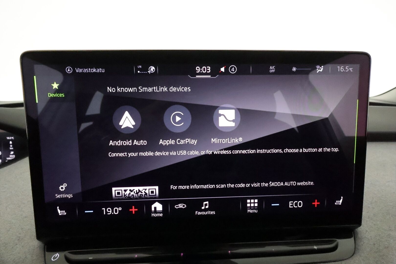 SKODA ENYAQ 2022 82kWh iV80 4X4 Luxury **ACC / ILP / Matrix LED / Muistipenkit / Koukku / P.kamera / Navi / KeylessGo / Nahka-Alcantara** - Merkkihuollettu