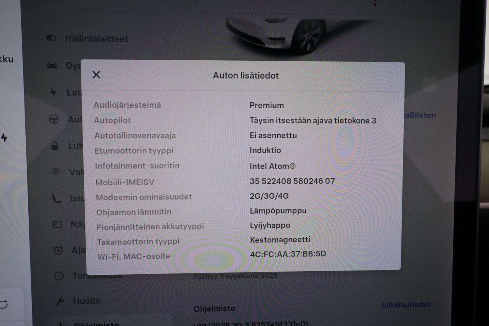 TESLA MODEL Y 2021 Long Range Dual Motor AWD **Lasikatto / Lämpöpumppu / ACC / Matrix-LED / P. Kamera / Muistipenkki / Navi** - 2x Latauskaapelit / Kahdet Renkaat