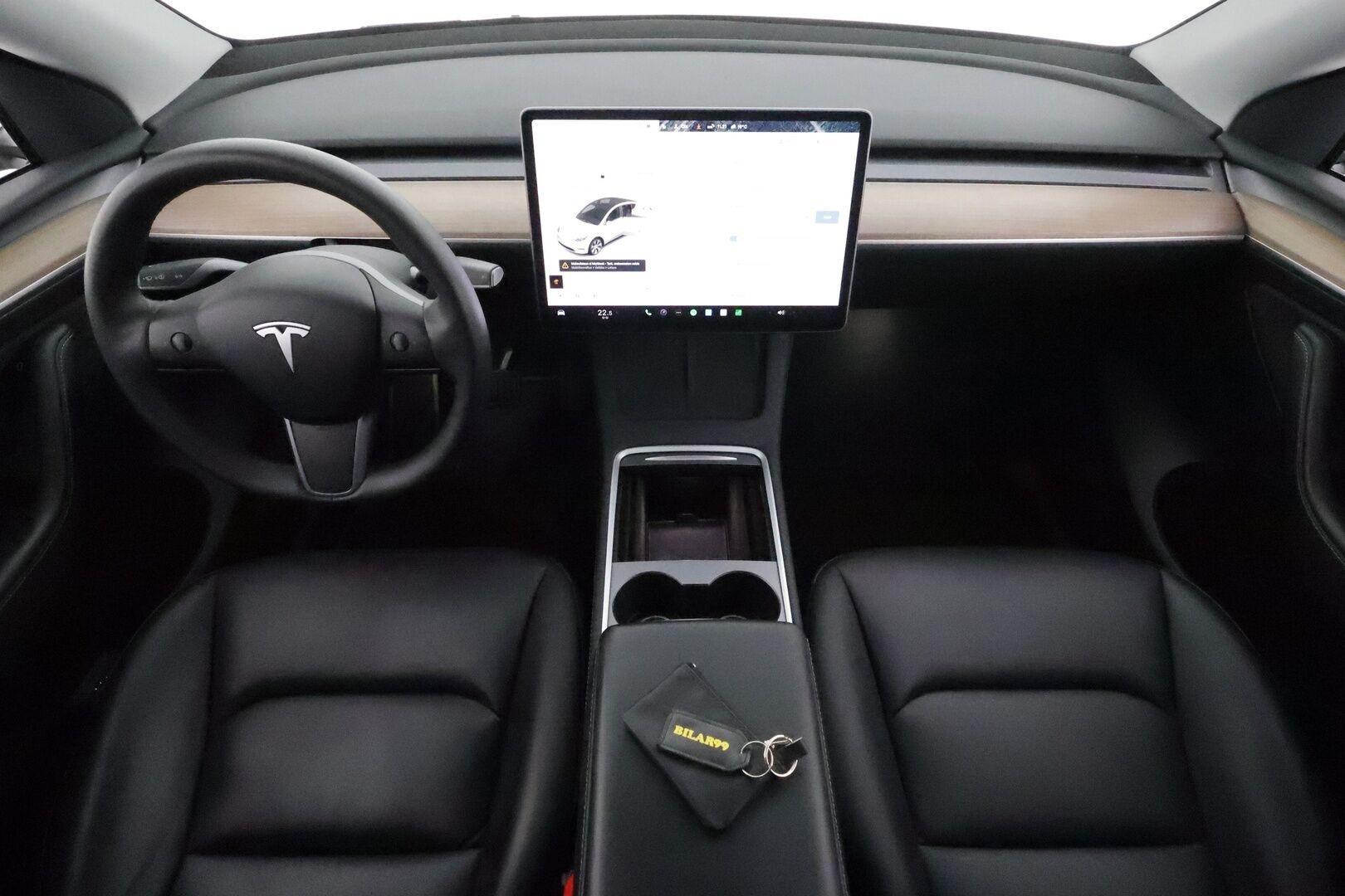 TESLA MODEL Y 2021 Long Range Dual Motor AWD **Lasikatto / Lämpöpumppu / ACC / Matrix-LED / P. Kamera / Muistipenkki / Navi** - 2x Latauskaapelit / Kahdet Renkaat