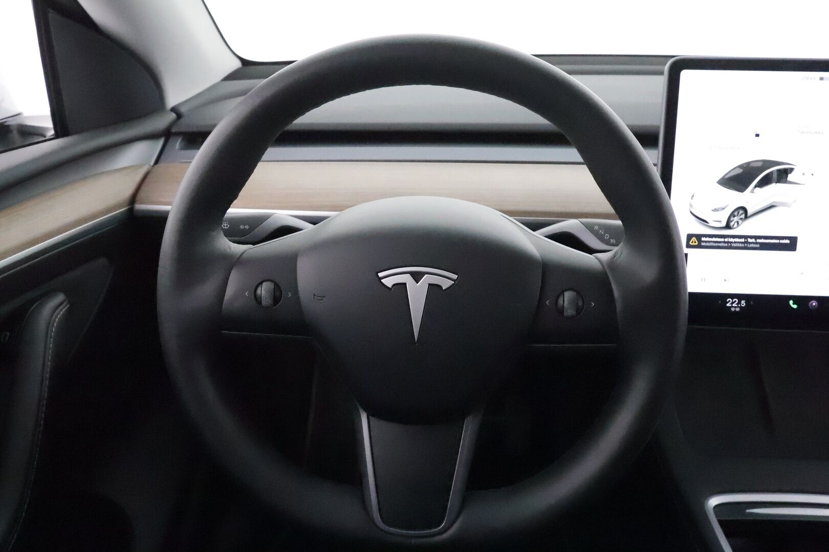 TESLA MODEL Y 2021 Long Range Dual Motor AWD **Lasikatto / Lämpöpumppu / ACC / Matrix-LED / P. Kamera / Muistipenkki / Navi** - 2x Latauskaapelit / Kahdet Renkaat