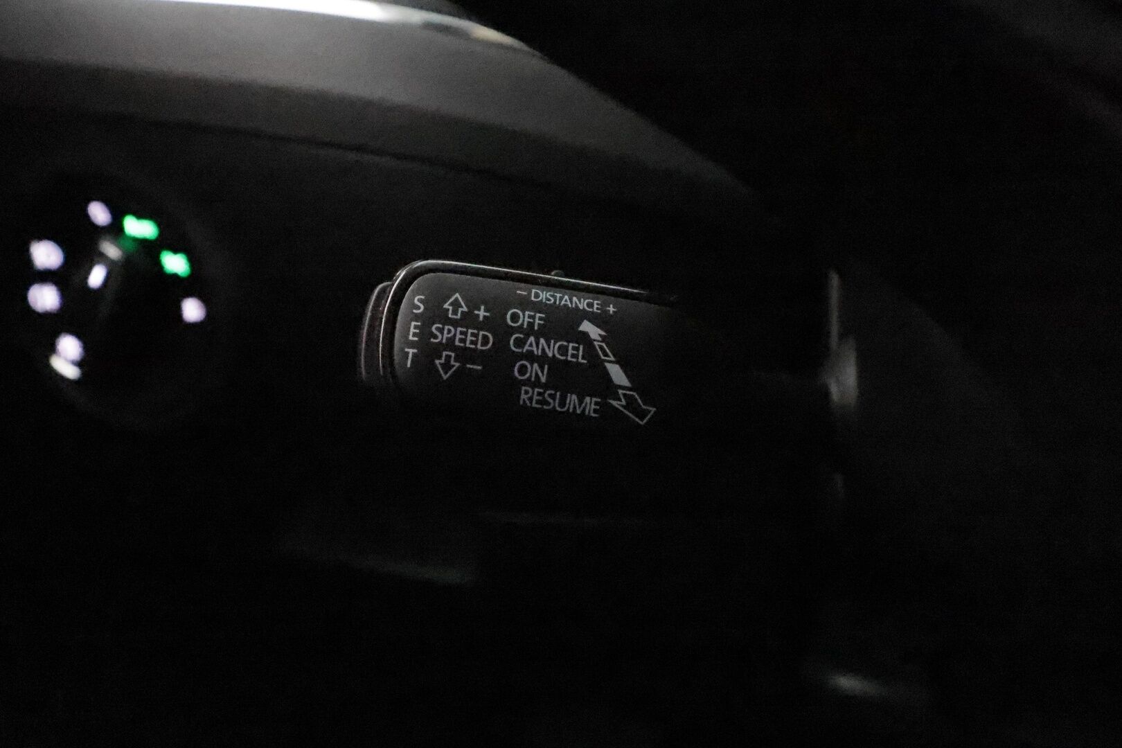 SKODA SUPERB 2022 Combi 1.4 TSI PHEV Ambition iV DSG **Webasto / ACC / Matrix-LED / P.kamera / Muistipenkki / Navi / Keyless** - 2x Latauskaapelit / Kahdet Renkaat / Merkkihuollettu!