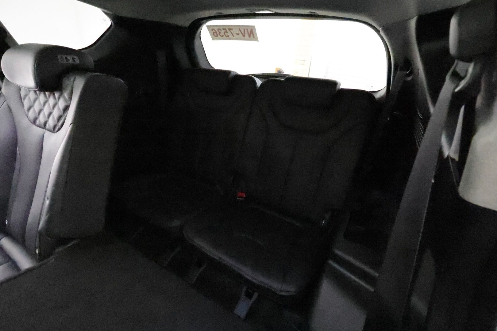 HYUNDAI SANTA FE 2021 1.6 Plugin-Hybrid 4WD SEVEN Prime 7-P **ACC / Panorama / KRELL / Koukku / LED / Muistipenkki / Navi / Mustat nahat** - Akku kuntotarkastettu! / Ilmastoidut penkit / HUD / 360° / Kahdet renkaat aluvanteilla / Merkkihuollettu
