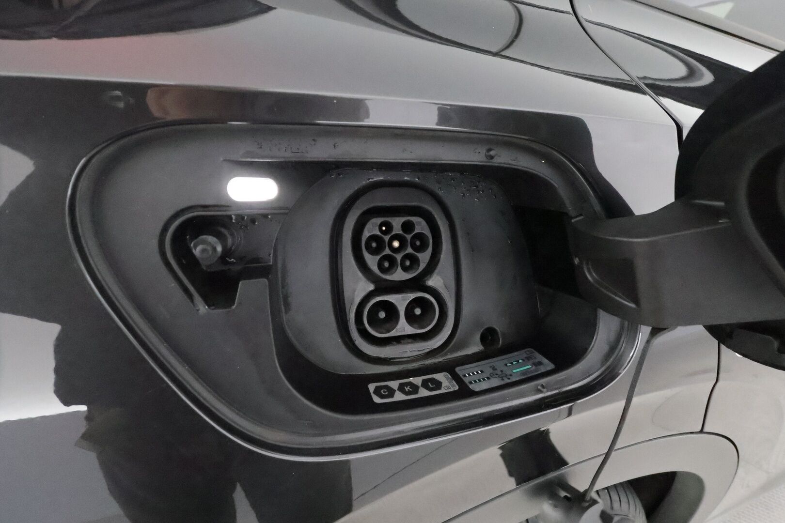 VOLKSWAGEN ID.4 2022 GTX Dual Motor AWD **ILP / Koukku / ACC / Matrix-LED / P.kamera / Navi / Kaistavahti / KeylessGO** - 3,99 % KORKOTARJOUS TÄHÄN AUTOON 14.9. ASTI! - Kahdet Renkaat / Merkkihuollettu! / Akku kuntotarkastettu