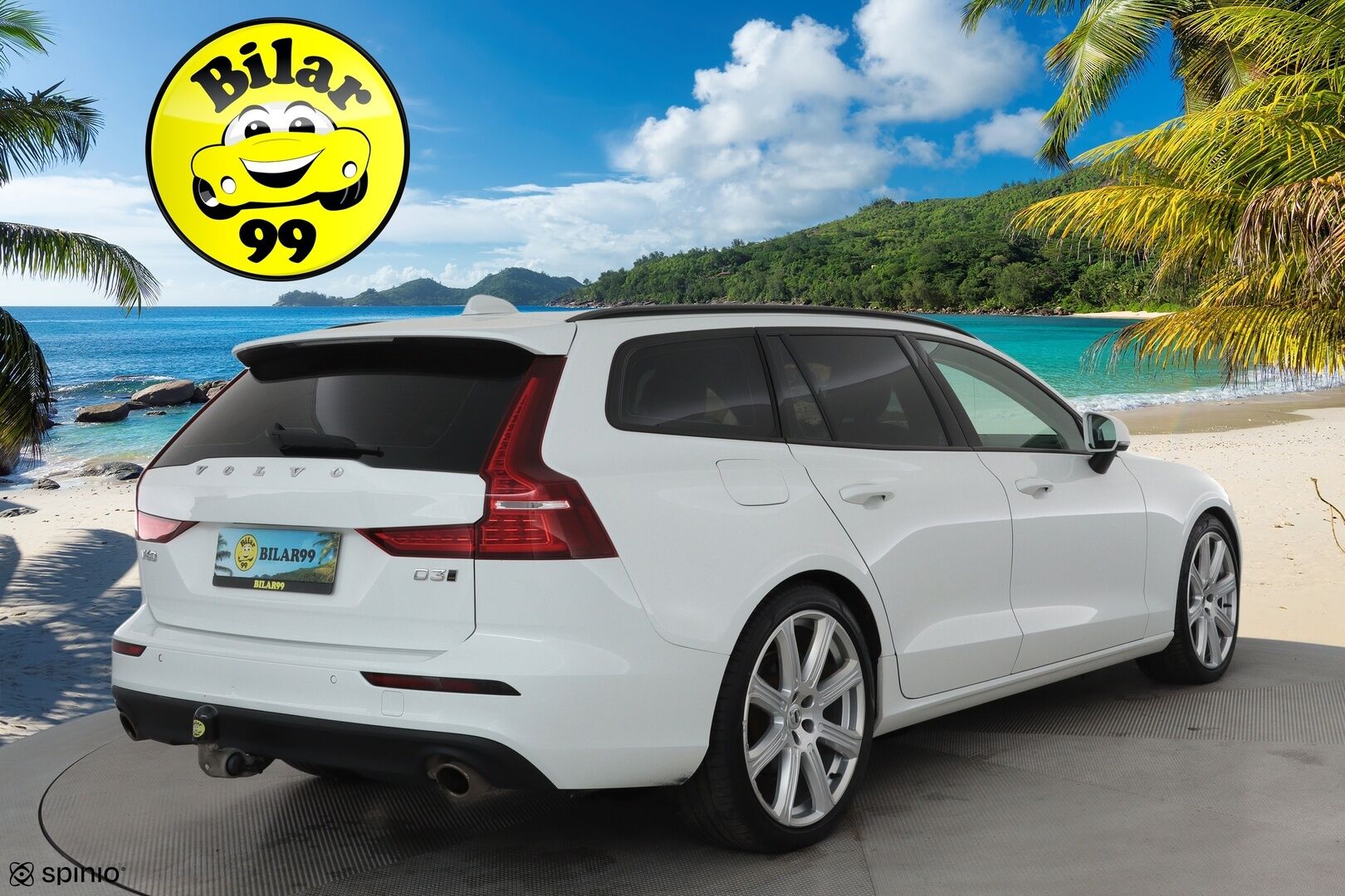 Volvo V60 2019 D3 AWD Momentum **ACC / LED / Koukku / P.tutka / Digimittaristo / Navi** - Kahdet renkaat aluvanteilla