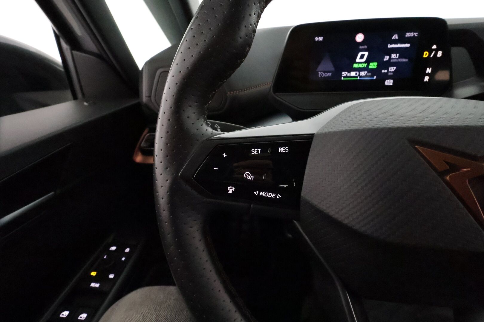 CUPRA BORN 2022 150 kW  *ILP / ACC / Kamera / LED / Navi / Kaistavahti / Digimittaristo / Keyless* - Merkkihuollettu! / ALV25,5% / Akku kuntotarkastettu SoH 94,9%!