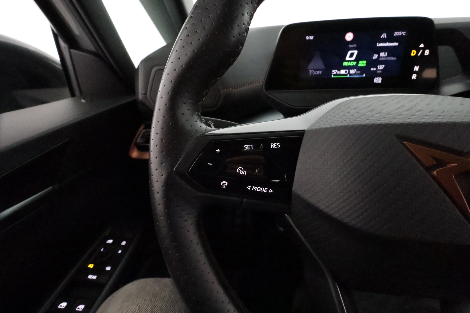 CUPRA BORN 2022 150 kW  *ILP / ACC / Kamera / LED / Navi / Kaistavahti / Digimittaristo / Keyless* - KATSO KAMPANJAHINTA! / Merkkihuollettu! / ALV25,5% / Akku kuntotarkastettu SoH 94,9%! - HULLUT JOULUT KORKOTARJOUS 2,49% 