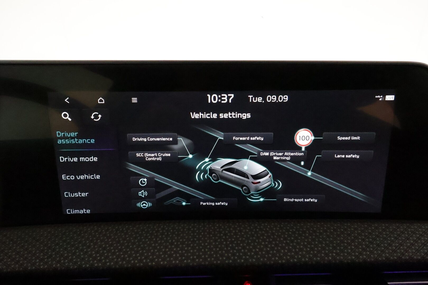 KIA EV6 2022 77,4kWh AWD Plus **ACC / 360° / Muistipenkki / Ilmastoidut nahat / ILP / Navi / LED / KeylessGo** - 3,99 % KORKOTARJOUS TÄHÄN AUTOON 14.9. ASTI! - Merkkihuollettu