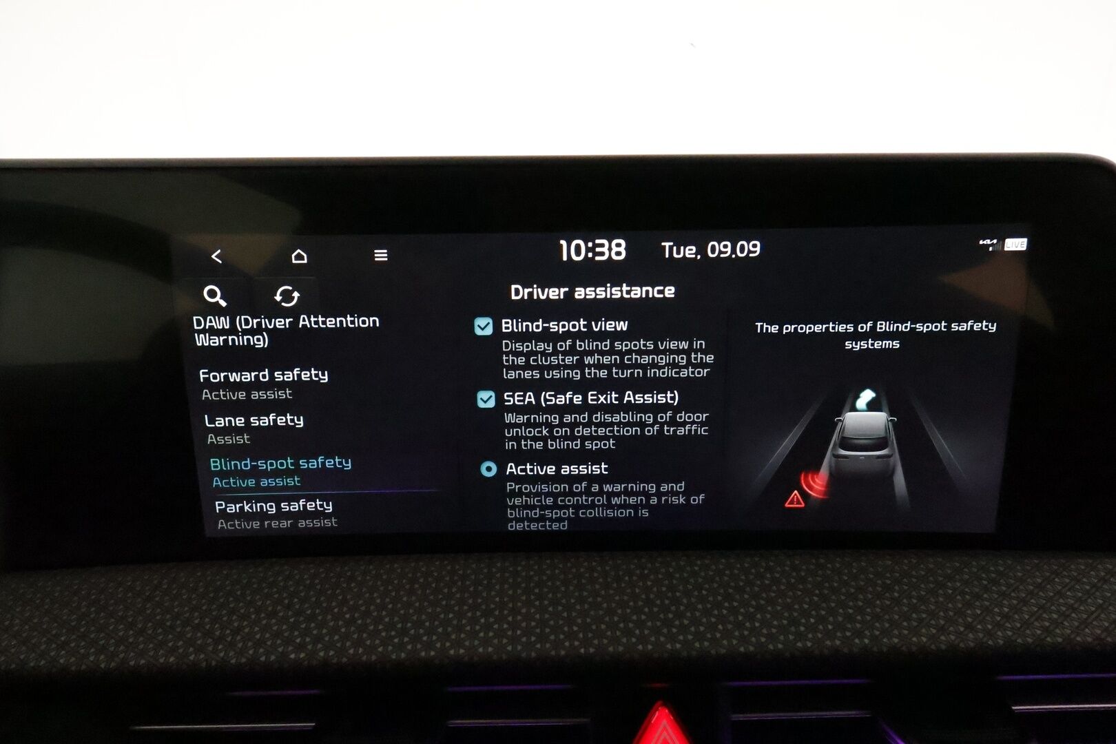 KIA EV6 2022 77,4kWh AWD Plus **ACC / 360° / Muistipenkki / Ilmastoidut nahat / ILP / Navi / LED / KeylessGo** - 3,99 % KORKOTARJOUS TÄHÄN AUTOON 14.9. ASTI! - Merkkihuollettu