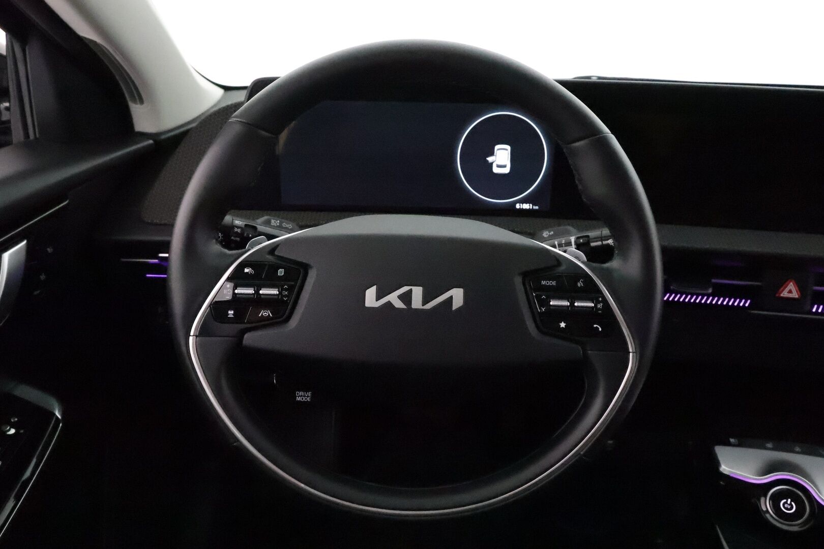 KIA EV6 2022 77,4kWh AWD Plus **ACC / 360° / Muistipenkki / Ilmastoidut nahat / ILP / Navi / LED / KeylessGo** - 3,99 % KORKOTARJOUS TÄHÄN AUTOON 14.9. ASTI! - Merkkihuollettu