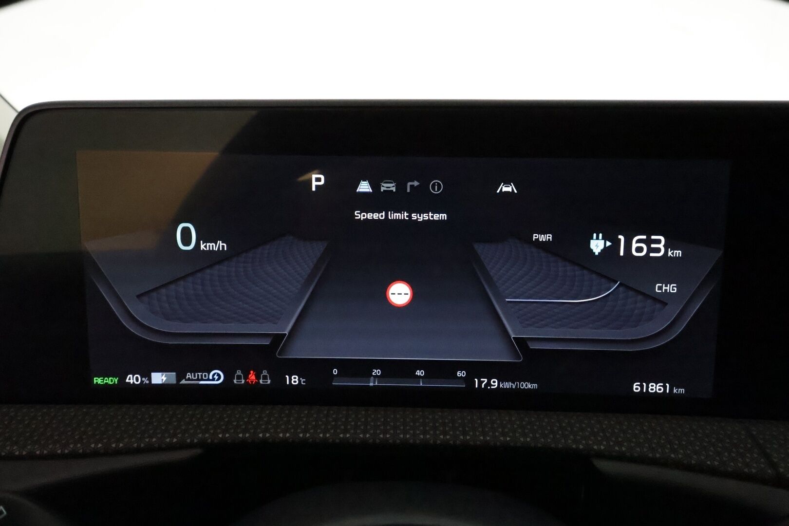 KIA EV6 2022 77,4kWh AWD Plus **ACC / 360° / Muistipenkki / Ilmastoidut nahat / ILP / Navi / LED / KeylessGo** - 3,99 % KORKOTARJOUS TÄHÄN AUTOON 14.9. ASTI! - Merkkihuollettu