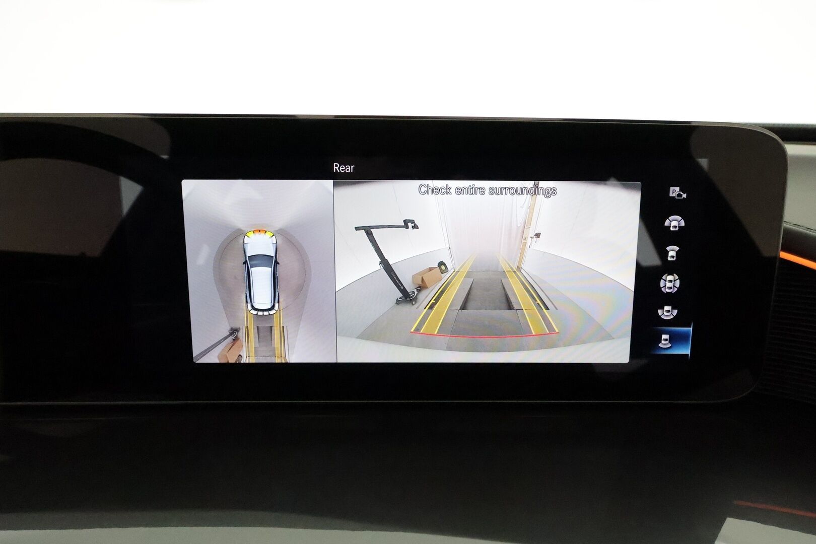 MERCEDES-BENZ EQC 2021 400 4Matic **Distronic+ / Burmester / Muistipenkit / Lasikattoluukku / Multibeam LED / Ilmastoidut nahat / Navi / Widescreen / 360°** - 3,99 % KORKOTARJOUS TÄHÄN AUTOON 14.9. ASTI! - HUD / Hierovat etuistuimet / Huippuvarusteet!