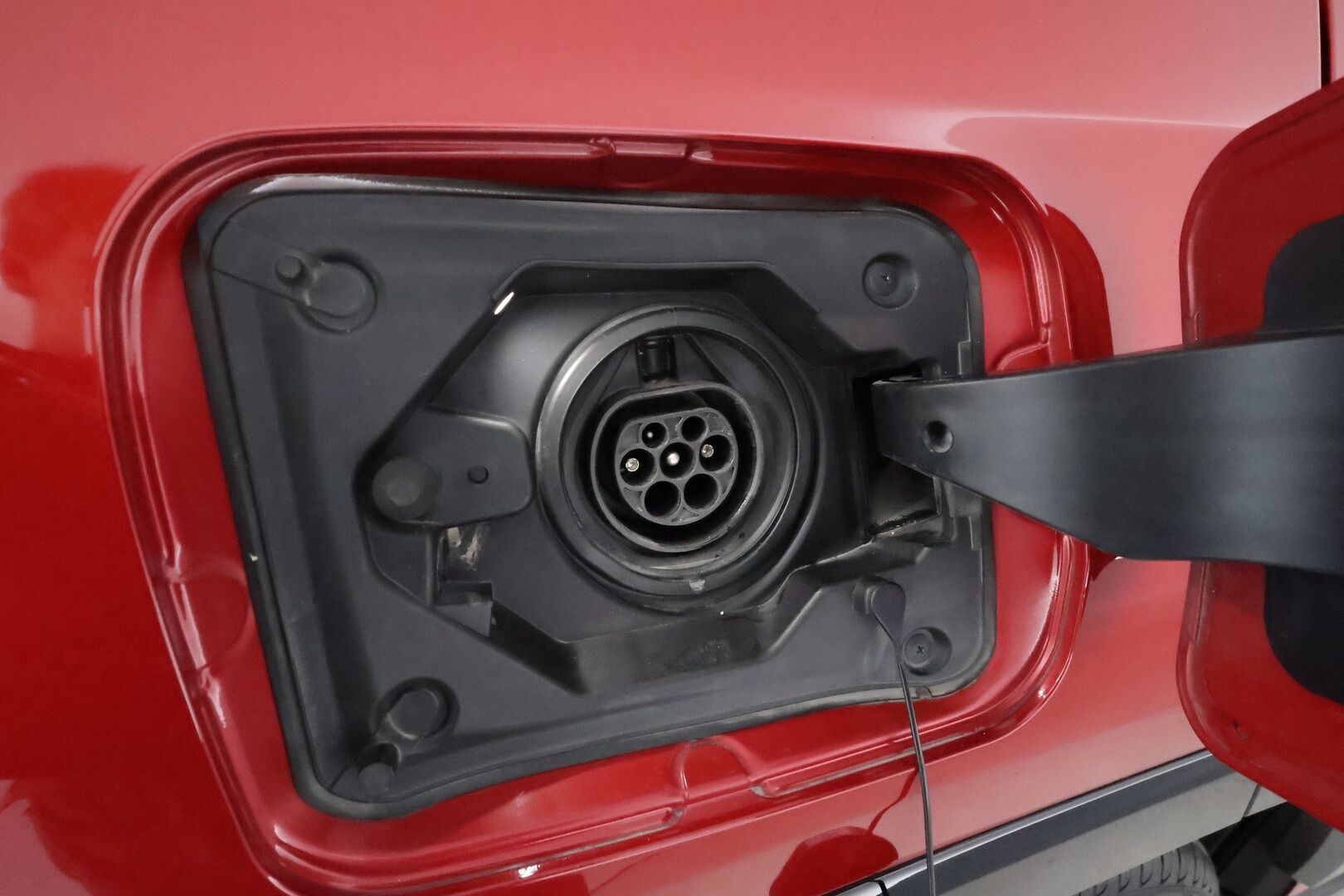 TOYOTA RAV4 PLUG-IN 2020 Hybrid 2,5 AWD-i Premium * Adapt.Vakkari / Ilmastoitu Muistipenkki / HUD / 360-Kamera / LED / KeylessGo - 2x Latauskaapelit / 2x vanteet / Merkkihuollettu / Huippuvarusteet!