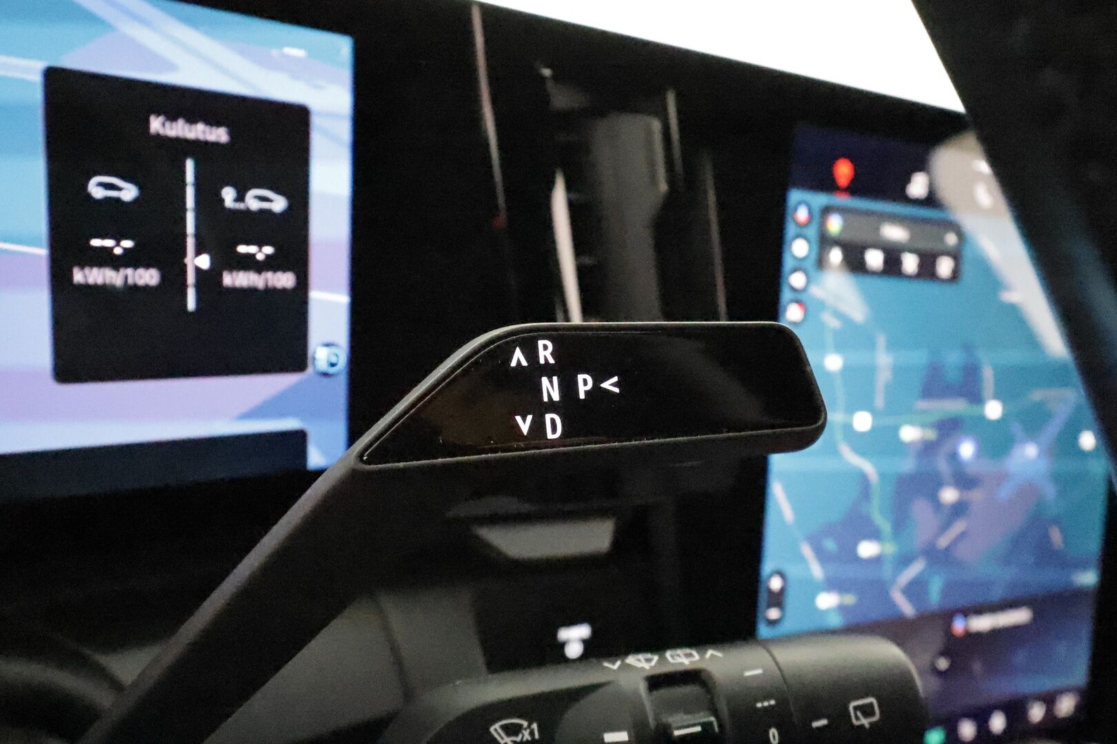 RENAULT MEGANE 2022 E-Tech electric 60kWh 220hv Techno **Lämpöpumppu / Vetokoukku / 360 Kamera / Apple&Android / Keyless / Ratinlämmitin**