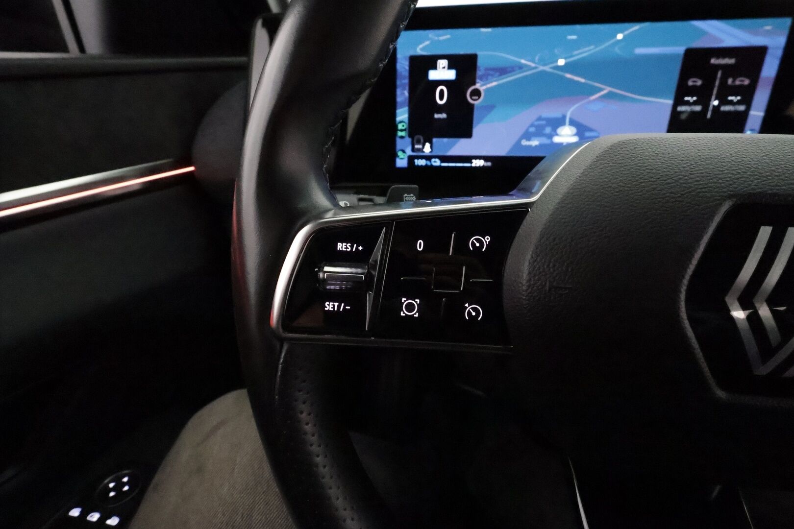 RENAULT MEGANE 2022 E-Tech electric 60kWh 220hv Techno **Lämpöpumppu / Vetokoukku / 360 Kamera / Apple&Android / Keyless / Ratinlämmitin**