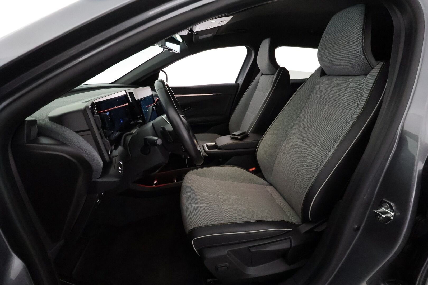 RENAULT MEGANE 2022 E-Tech electric 60kWh 220hv Techno **Lämpöpumppu / Vetokoukku / 360 Kamera / Apple&Android / Keyless / Ratinlämmitin**