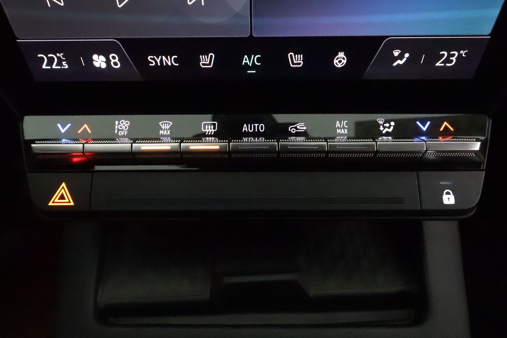 RENAULT MEGANE 2022 E-Tech electric 60kWh 220hv Techno **Lämpöpumppu / Vetokoukku / 360 Kamera / Apple&Android / Keyless / Ratinlämmitin**