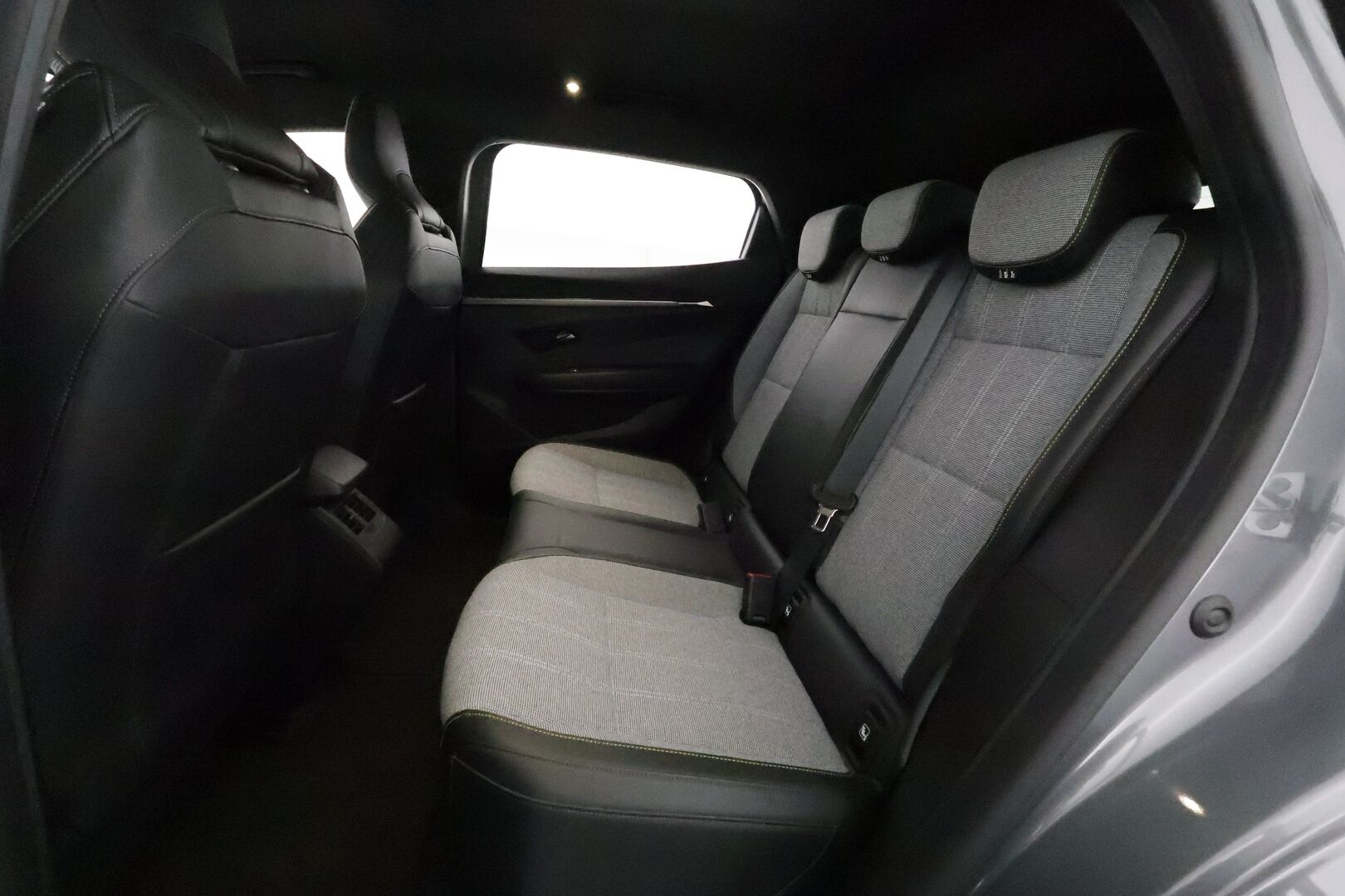 RENAULT MEGANE 2022 E-Tech electric 60kWh 220hv Techno **Lämpöpumppu / Vetokoukku / 360 Kamera / Apple&Android / Keyless / Ratinlämmitin**