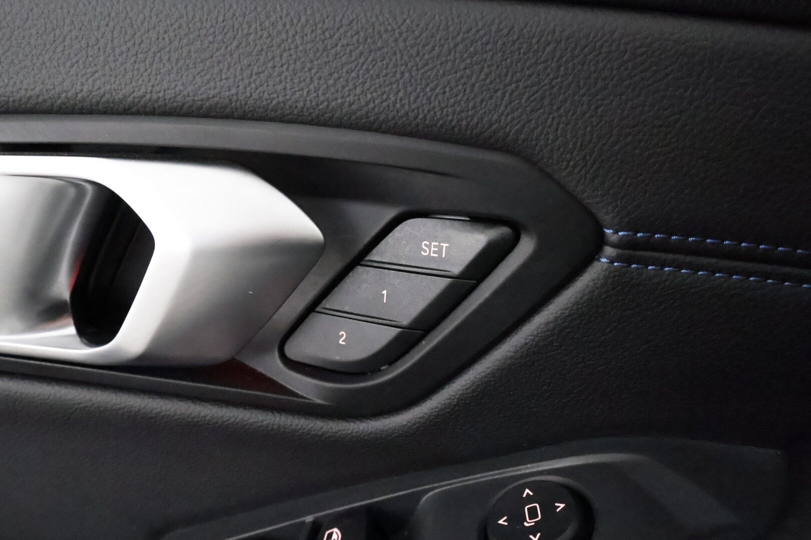 BMW 330 2021 G21 Touring 330e xDrive Business M Sport * Adapt.Vakkari / HiFi / Vetokoukku / Sporttipenkki Muistilla / Peruutuskamera - Kahdet renkaat / Merkkihuollettu / LED / Näyttävä Yksilö!