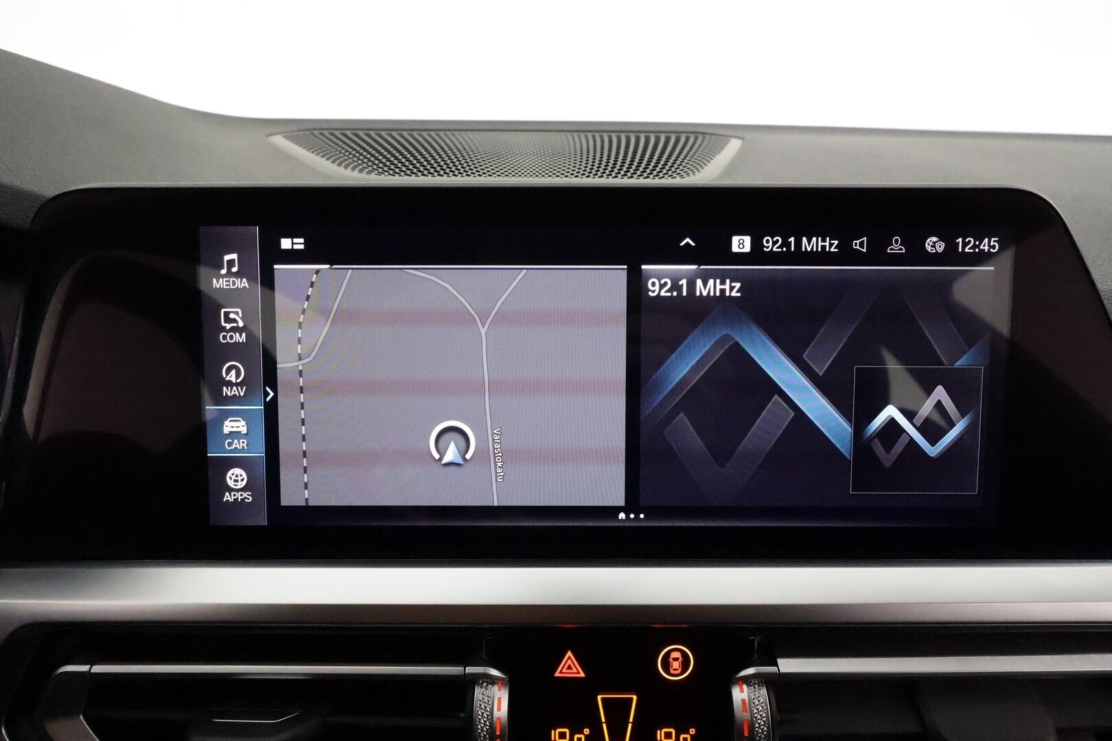 BMW 330 2021 G21 Touring 330e xDrive Business M Sport * Adapt.Vakkari / HiFi / Vetokoukku / Sporttipenkki Muistilla / Peruutuskamera - Kahdet renkaat / Merkkihuollettu / LED / Näyttävä Yksilö!