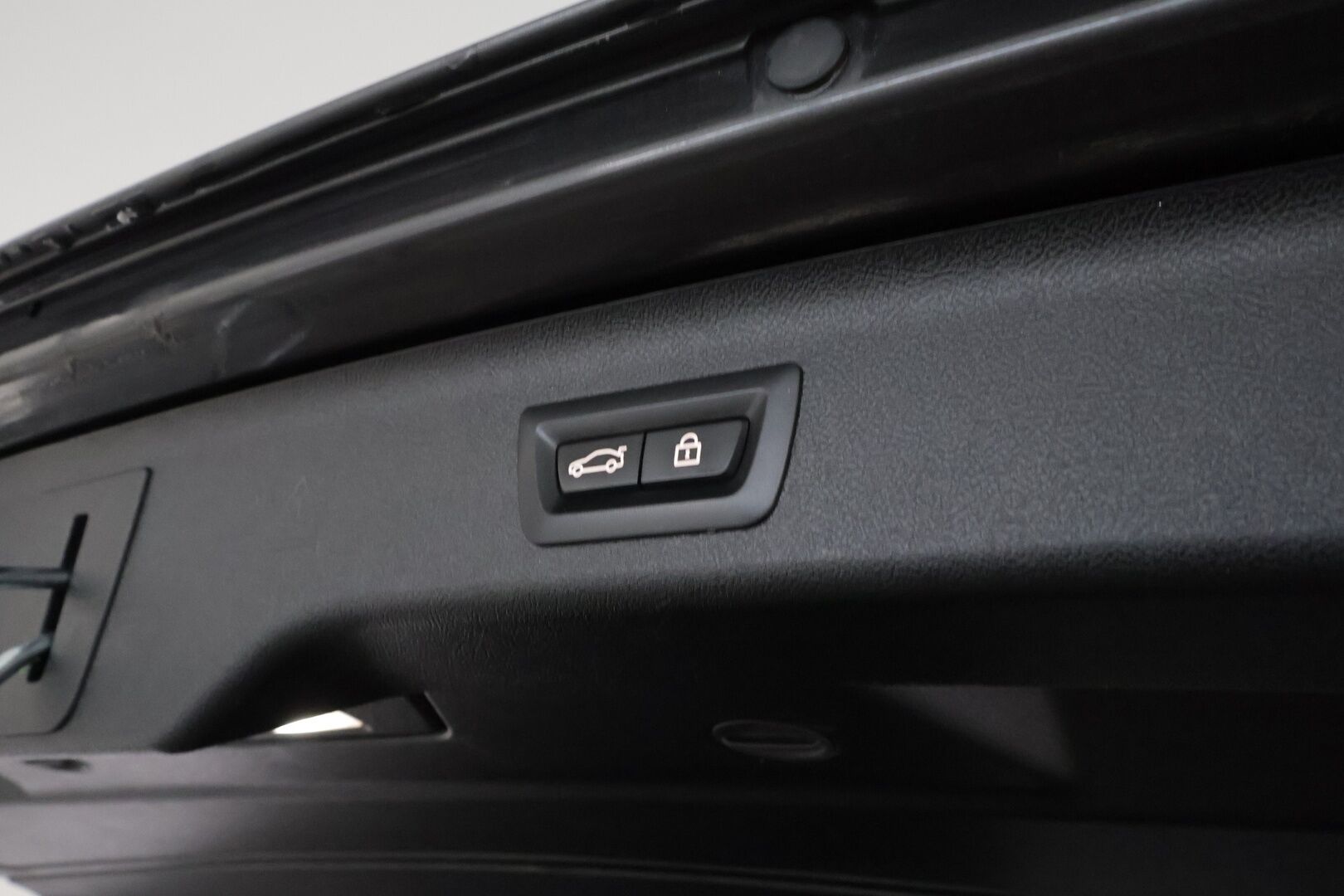 BMW 530E 2021 G31 Touring 530e xDrive * Adapt.Vakkari / Laser LED / Harman & Kardon / Muistipenkit Hieronnalla / 360-Kamera / Comfort Access - Akku kuntotarkastettu SoH 98,6& / Ilmastoidut Sporttinahat / Supervarusteet!!