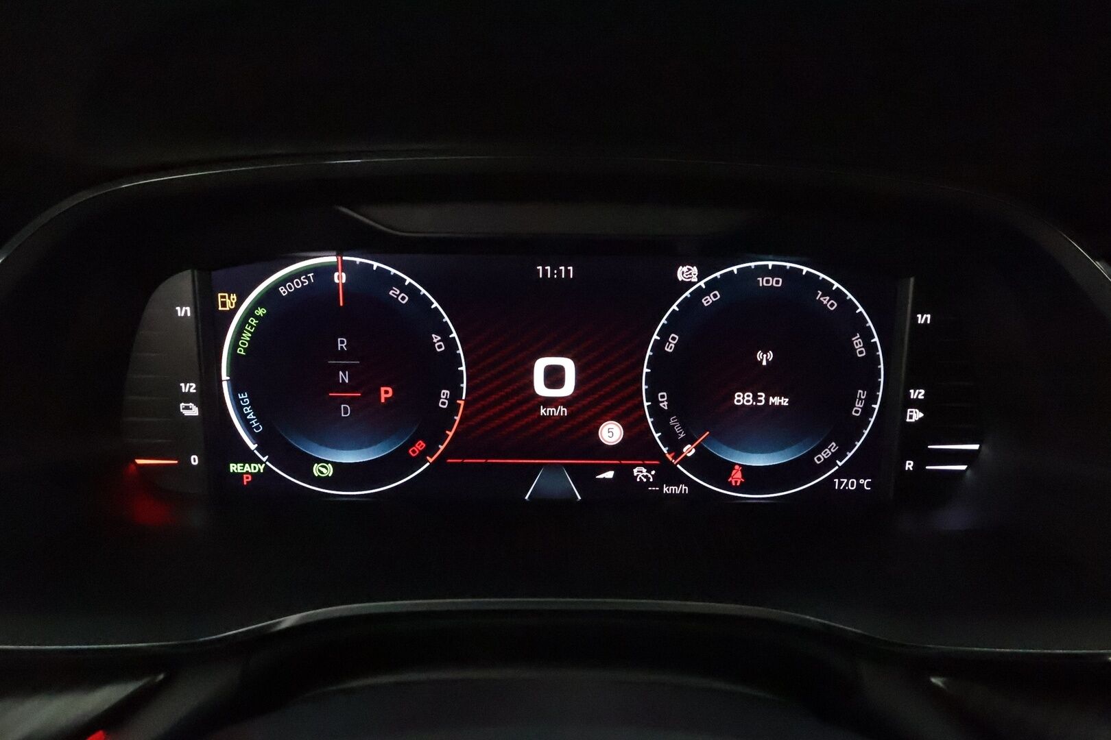 SKODA OCTAVIA 2021 Combi 1.4 TSI PHEV RS iV DSG **ACC / Matrix-LED / Panorama / Canton / Webasto / HUD / P.kamera / Navi / Kaistavahti** - Akku kuntotarkastettu SoH 98% / Kahdet Renkaat