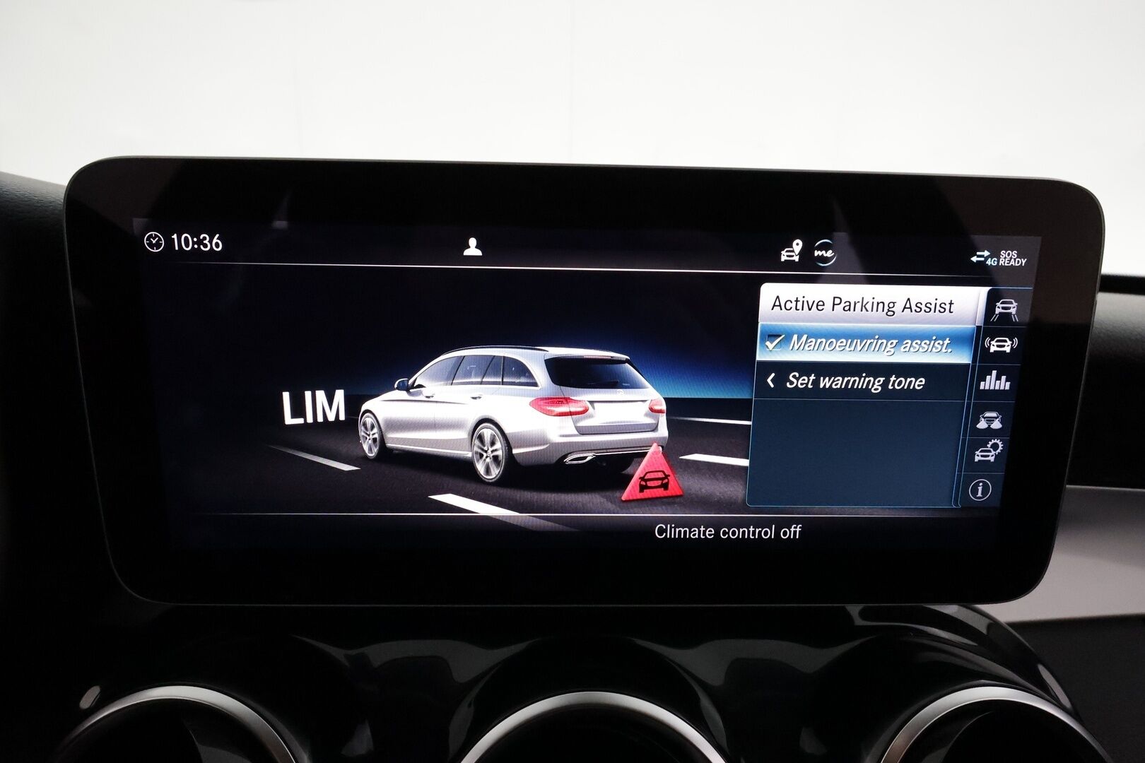 MERCEDES-BENZ C 2020 300 T A 4Matic Business  **Koukku / Distronic+ / LED-High Performance / P.Tutkat / Sporttipenkit / Navi / Kaistavahti**