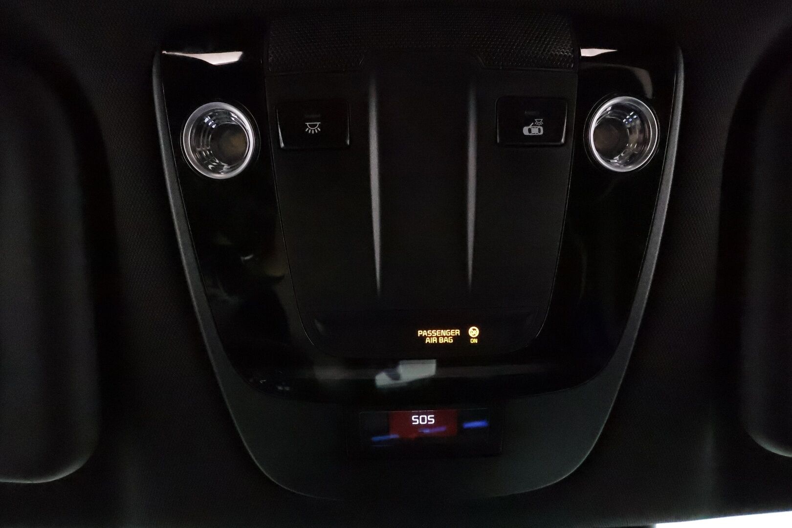 KIA EV6 2022 77,4kWh AWD GT-Line **ACC / HUD / 360° / Koukku / Muistipenkki / ILP / Ilmastoidut penkit / Meridian** - 3,99 % KORKOTARJOUS TÄHÄN AUTOON 28.9. ASTI! - Akku kuntotarkastettu SoH 96,2% / Merkkihuollettu