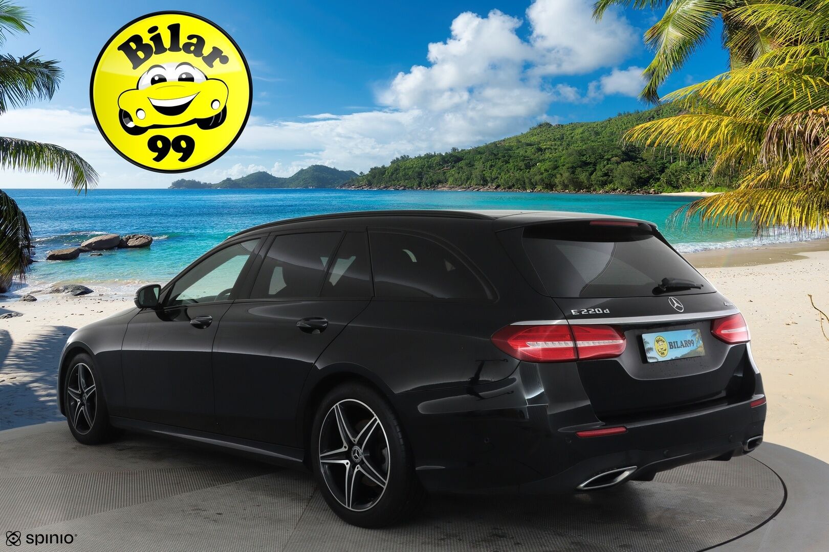 MERCEDES-BENZ E 2020 220 d 4Matic T A Premium Business AMG **Vakkari / Burmester / Koukku / 360° / Multibeam LED / Widescreen** - 3,99 % KORKOTARJOUS TÄHÄN AUTOON 21.9. ASTI! - Kahdet renkaat aluvanteilla