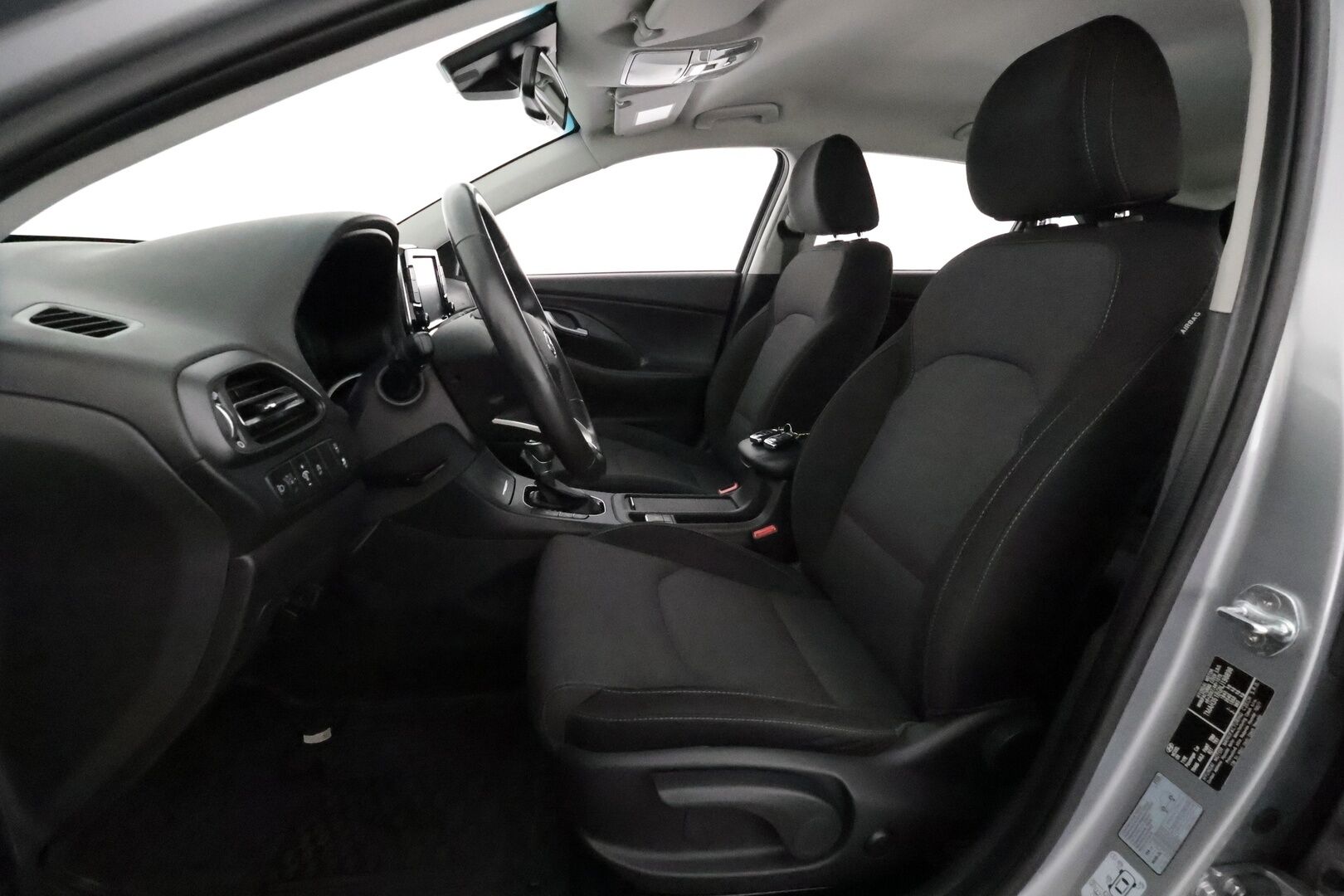 HYUNDAI I30 2022 1,0 T-GDI 120 hv Comfort **LED / P.Kamera / Kaistavahti / Katveavustin / Apple&Android / KeylessGO - 2x Renkaat / 2x Avain / Metalliväri - Osta nyt, maksa vasta ensi vuonna