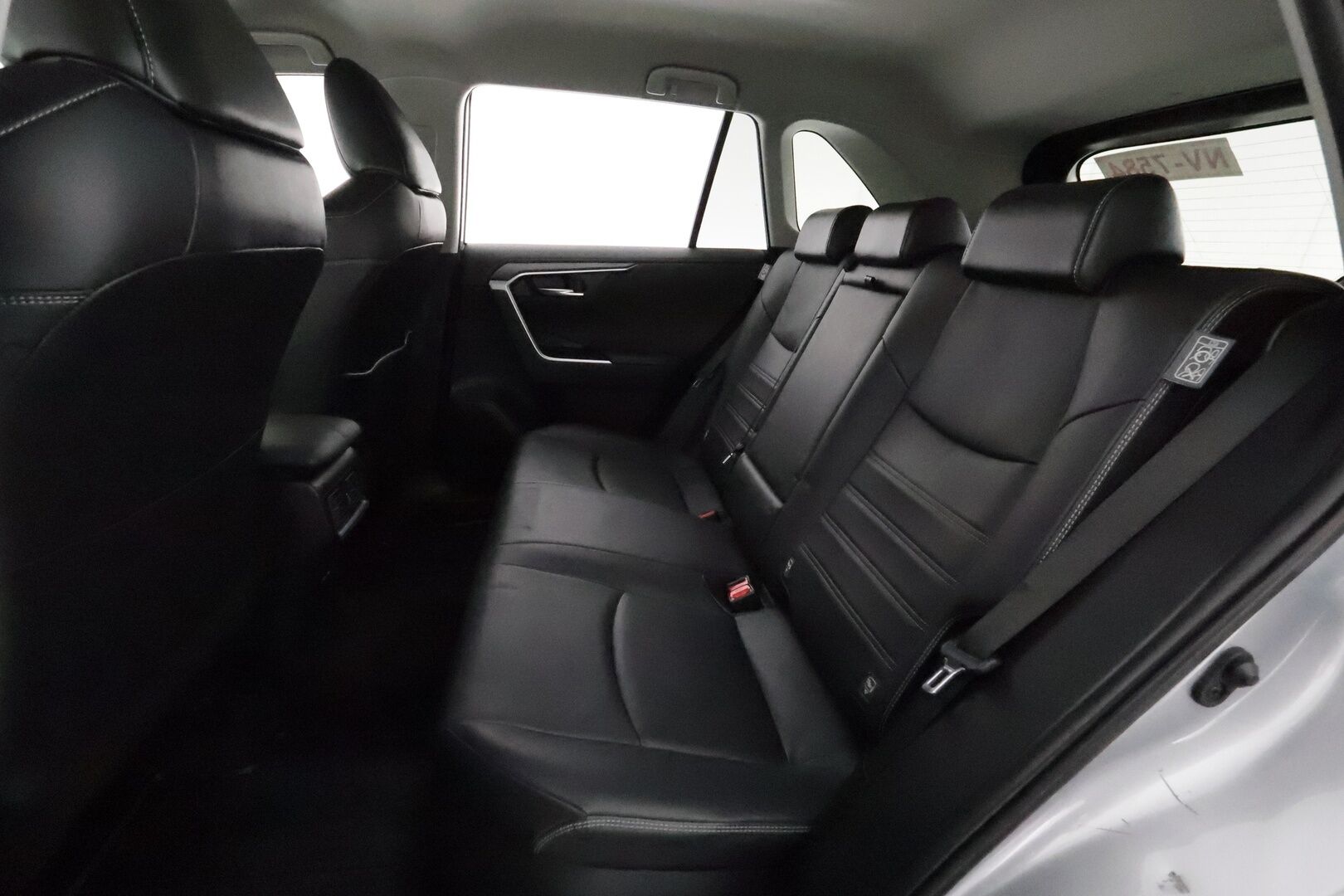 TOYOTA RAV4 2022 2.5 Hybrid AWD-i Premium *ACC / Koukku / Muistipenkki / Lohkolämmitin / P.kamera / Nahat / LED / Facelift* - Merkkilikkeen huoltama / Sähk. takaluukku