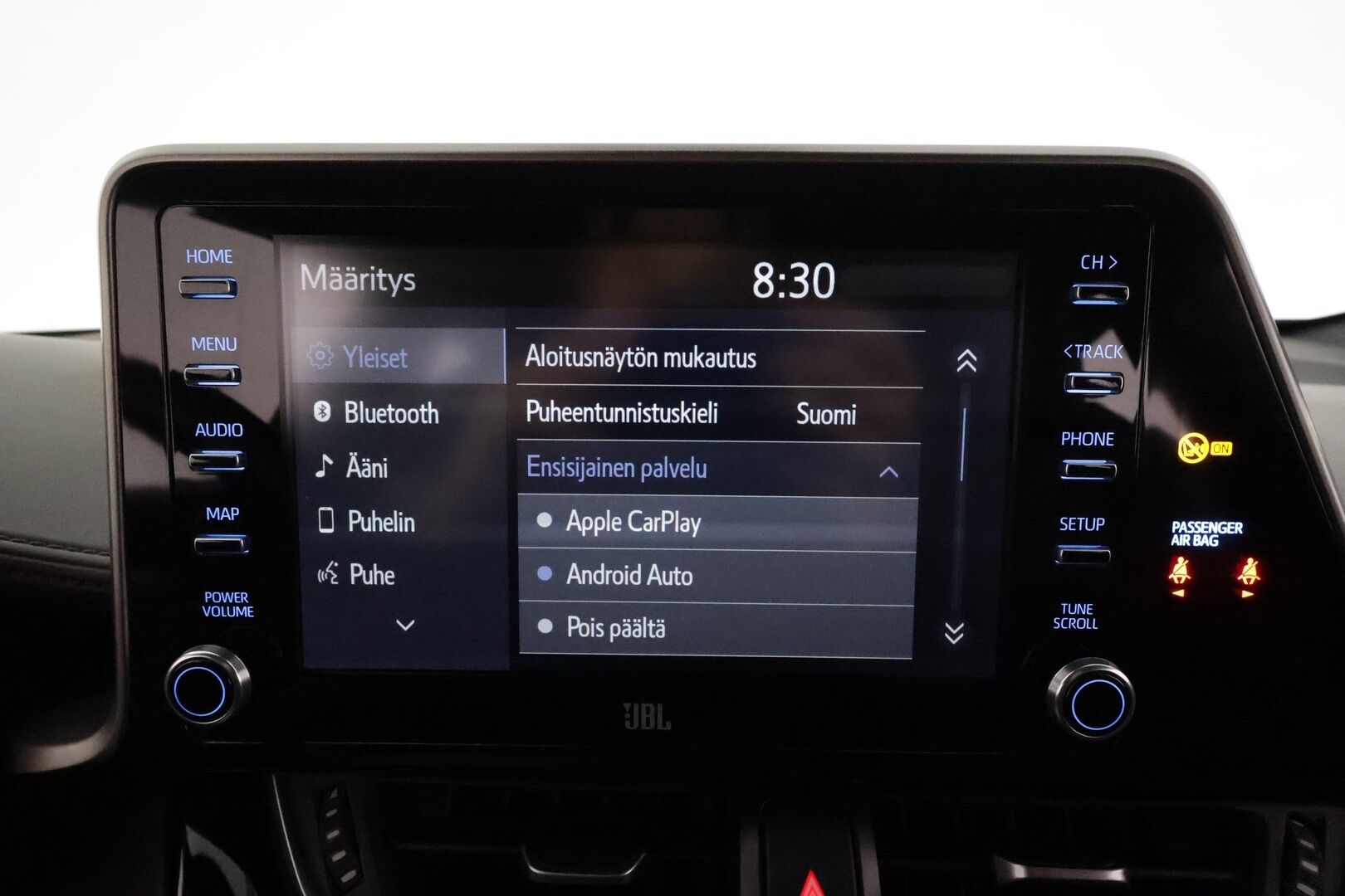 TOYOTA C-HR 2021 1,8 Hybrid Premium *ACC / P.kamera / JBL / KeylessGo / LED / Koukku / Puolinahat* - Kahdet renkaat aluvanteilla