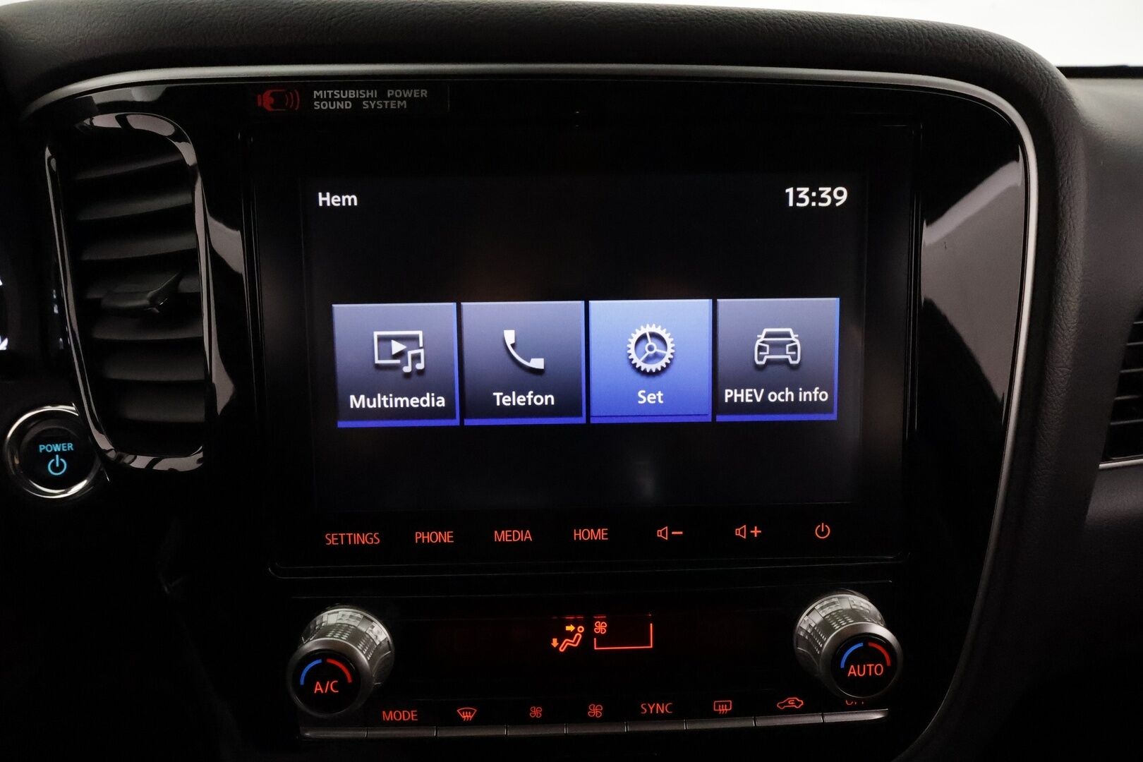 MITSUBISHI OUTLANDER PHEV 2020 Business Black 4WD *Koukku / ACC / LED / 360° / Power / Timanttinahat / Kaistavahti / Katveavustin / Keyless* - 2x Latauskaapelit / Kahdet Renkaat / Merkkihuollettu!