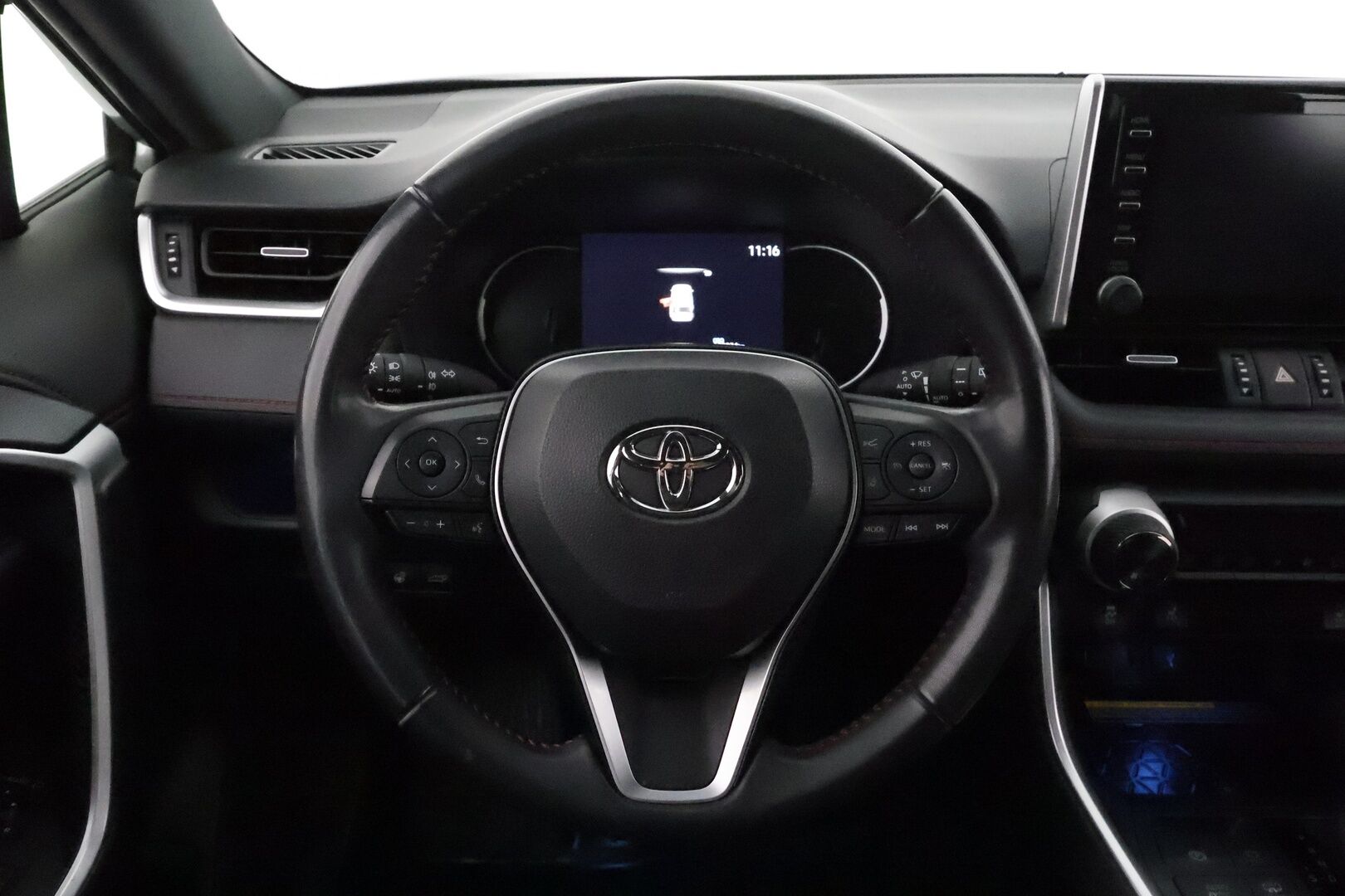 TOYOTA RAV4 PLUG-IN 2021 Hybrid 2,5 AWD-i Style *ACC / Koukku / P.kamera / KeylessGo / LED / Sähköpenkki* - ALV-vähennyskelpoinen / Kahdet renkaat aluvanteilla *