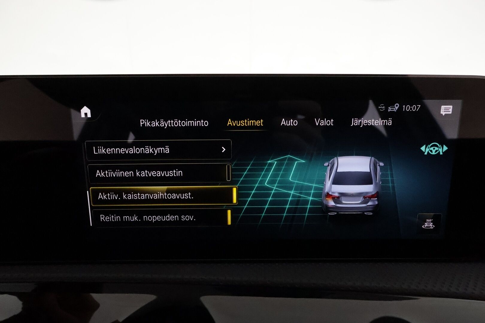 MERCEDES-BENZ A 2021 250e AMG sedan *Distronic+ / Burmester / Panorama / Multibeam / 360° / Muistipenkit / Widescreen / Sporttipenkit* - Akku kuntotarkastettu SoH 97,8% - HULLUT JOULUT KORKOTARJOUS 2,49% 