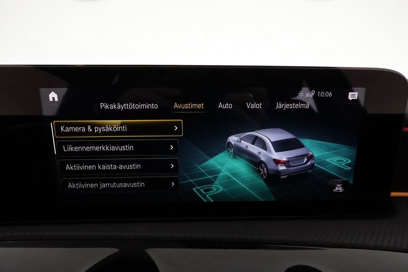 MERCEDES-BENZ A 2021 250e AMG sedan *Distronic+ / Burmester / Panorama / Multibeam / 360° / Muistipenkit / Widescreen / Sporttipenkit* - Akku kuntotarkastettu SoH 97,8%