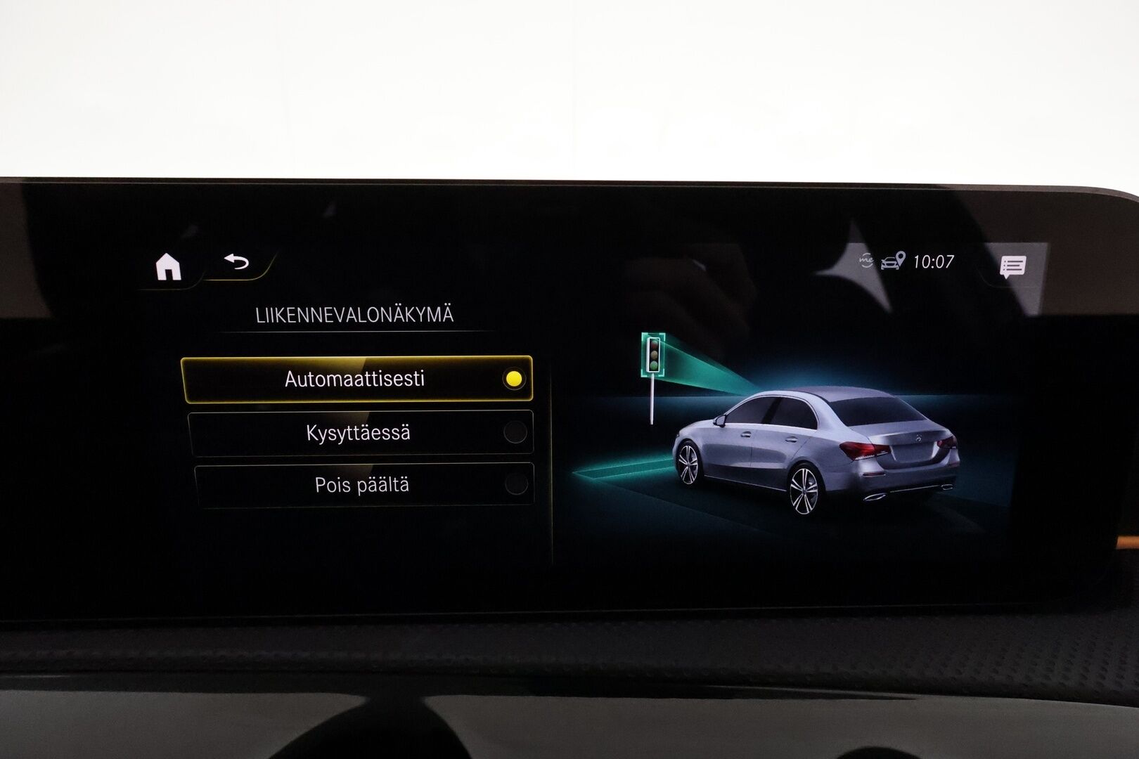 MERCEDES-BENZ A 2021 250e AMG sedan *Distronic+ / Burmester / Panorama / Multibeam / 360° / Muistipenkit / Widescreen / Sporttipenkit* - Akku kuntotarkastettu SoH 97,8% - HULLUT JOULUT KORKOTARJOUS 2,49% 