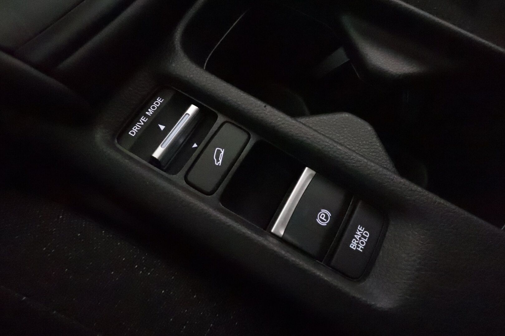 HONDA HR-V 2022 Hybrid Elegance *ACC / P.kamera / KeylessGo / LED / Navi / Digimittaristo / Apple&Android* - *Tuliterät talvirenkaat! / Hyvin huollettu! * - HULLUT VÄLIPÄIVÄT KORKOTARJOUS 2,49%