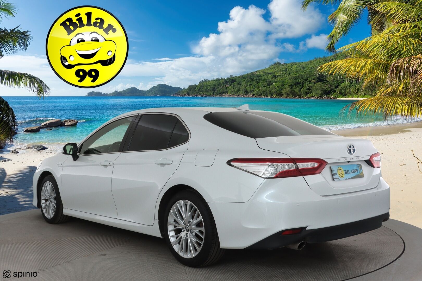 TOYOTA CAMRY 2019 2,5 Hybrid Style *Adapt.vakkari / Nahkasisusta / Kaistavahti / P-Kamera / Navi / Keyless / Sähköpenkit* - Kahdet renkaat aluvanteilla / Näyttävät ja siisti yksilö / 1-omisteinen